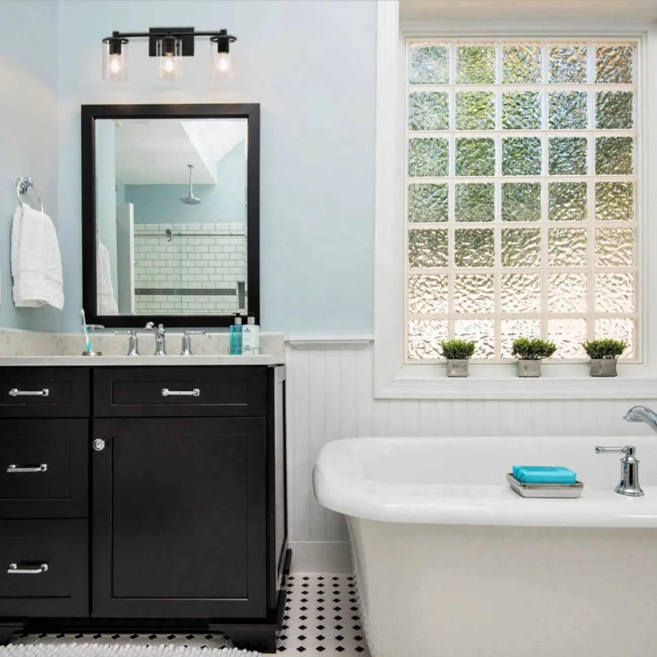 3-Light Black Clear Glass Cylinder Vanity Lights Image - 2 | homeyfad