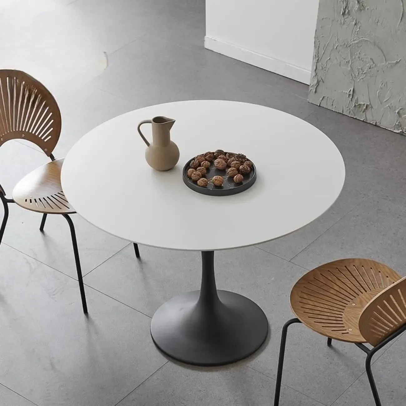 Casual Black Metal Wood Round Dining Table Image - 6