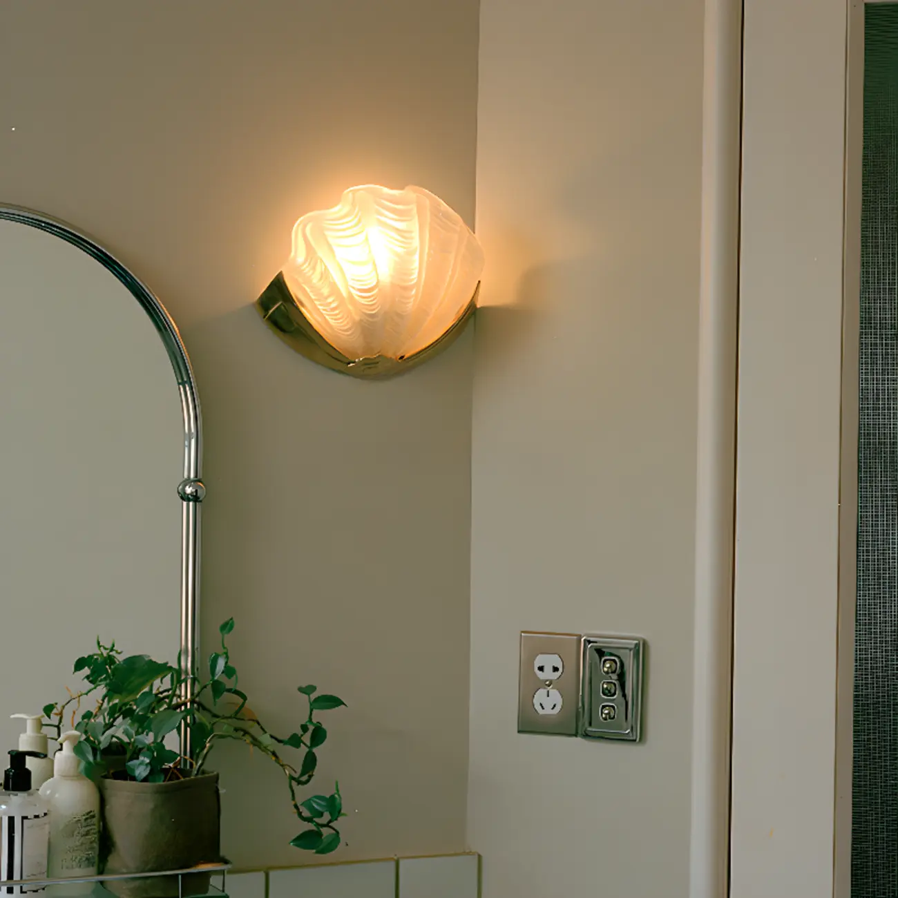 Modern Shell Shaped Golden Vanity Light for Bathroom Decor | homeyfad