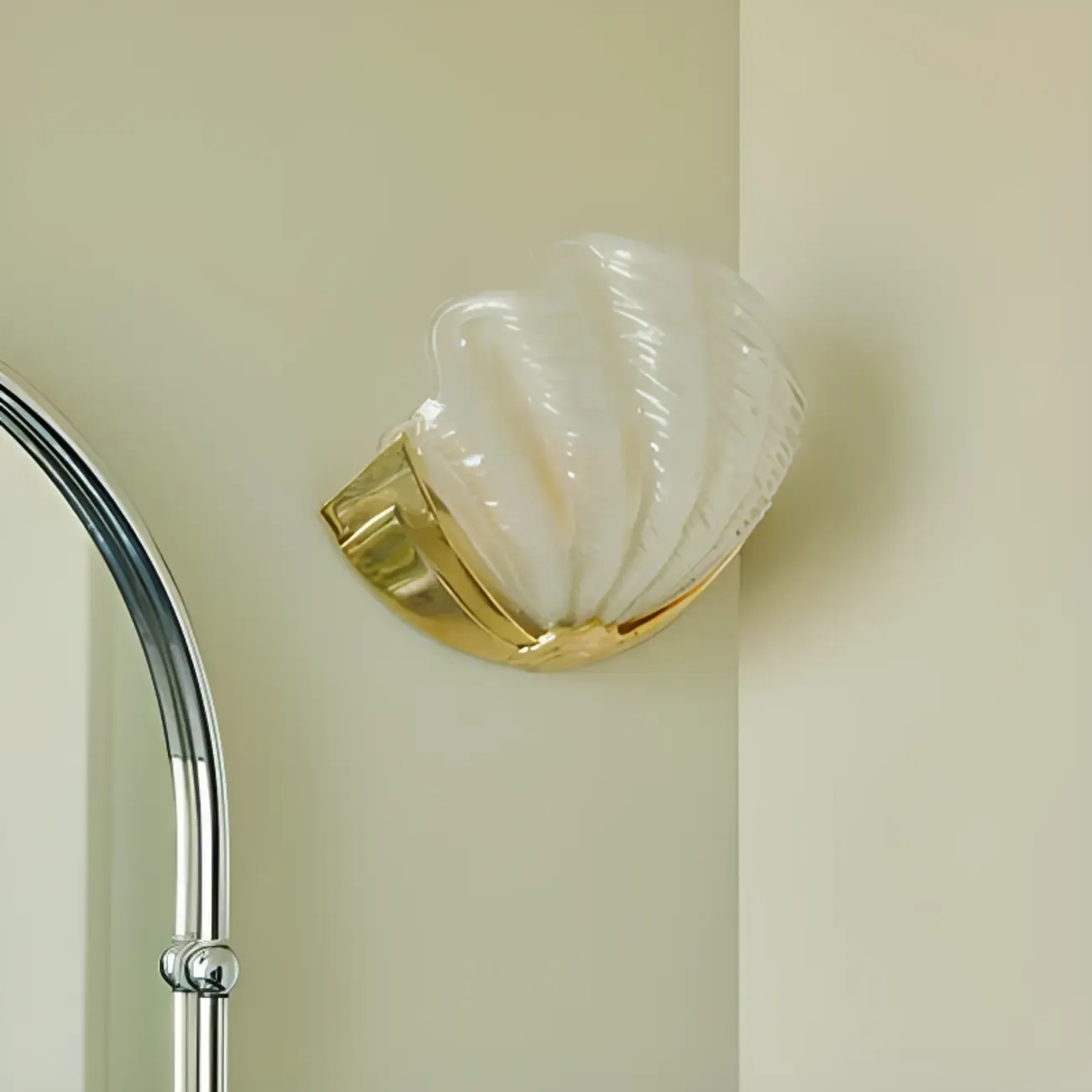 Modern Shell Shaped Golden Vanity Light for Bathroom Decor