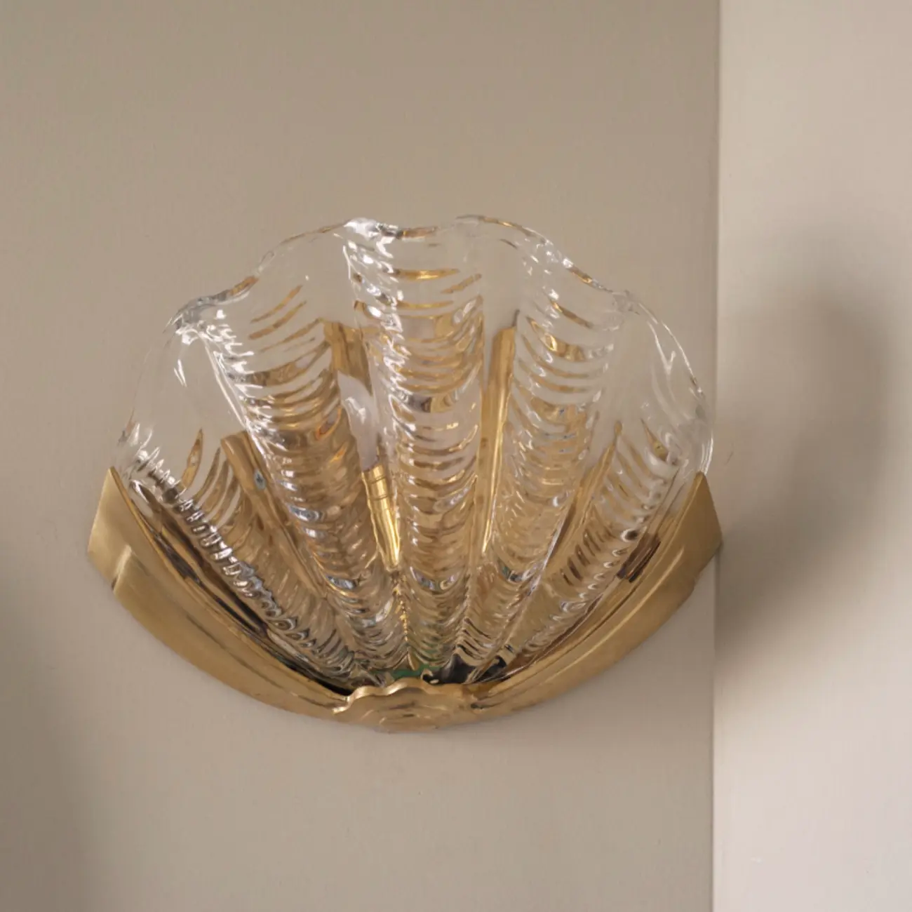 Modern Shell Shaped Golden Vanity Light for Bathroom Decor | homeyfad