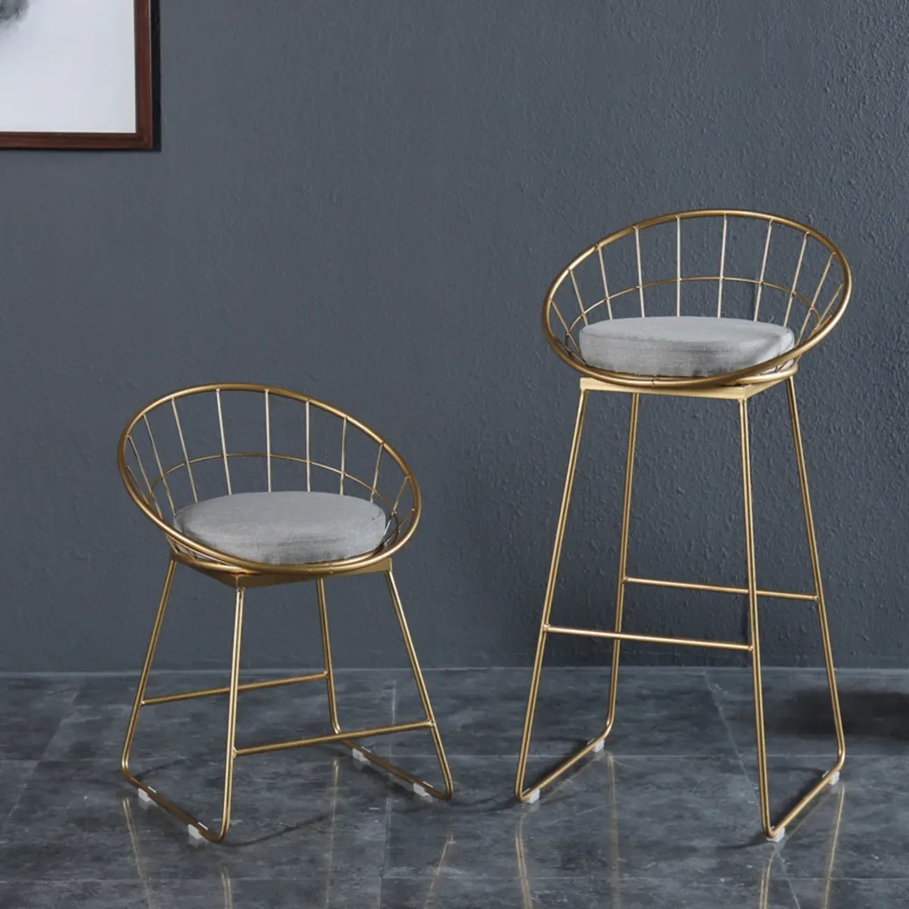 Glam Metal Domed Back Bar Stools with Armrest Image - 1
