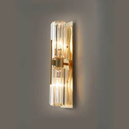 Elegant Gilded Glass and Crystal Ambient Wall Sconce Image - 5
