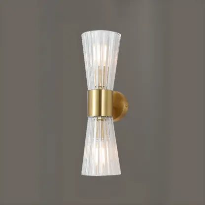 Elegant Gilded Glass and Crystal Ambient Wall Sconce Image - 6