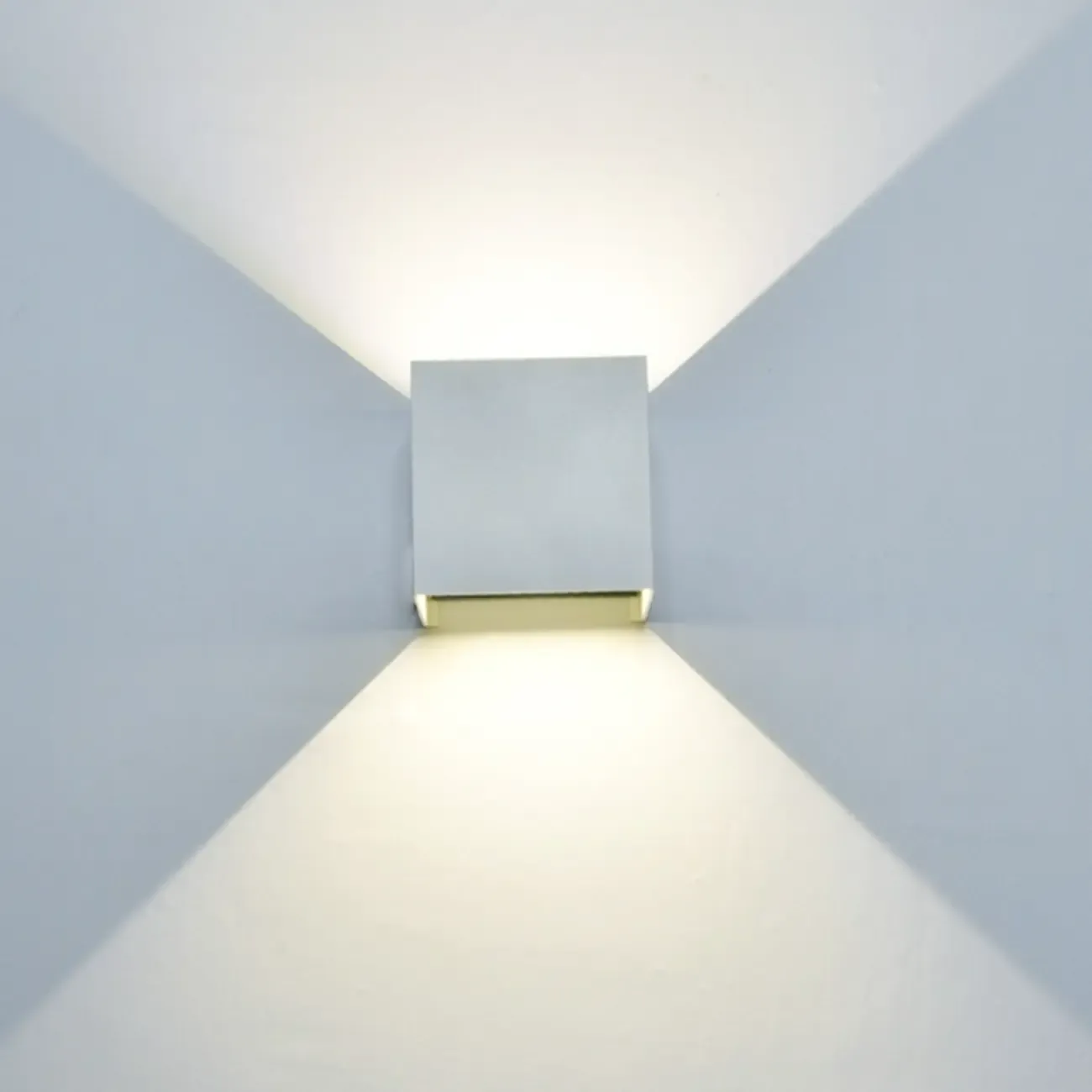 Minimalist Aluminum Cube Solid Color Adjustable Wall Sconce Image - 7