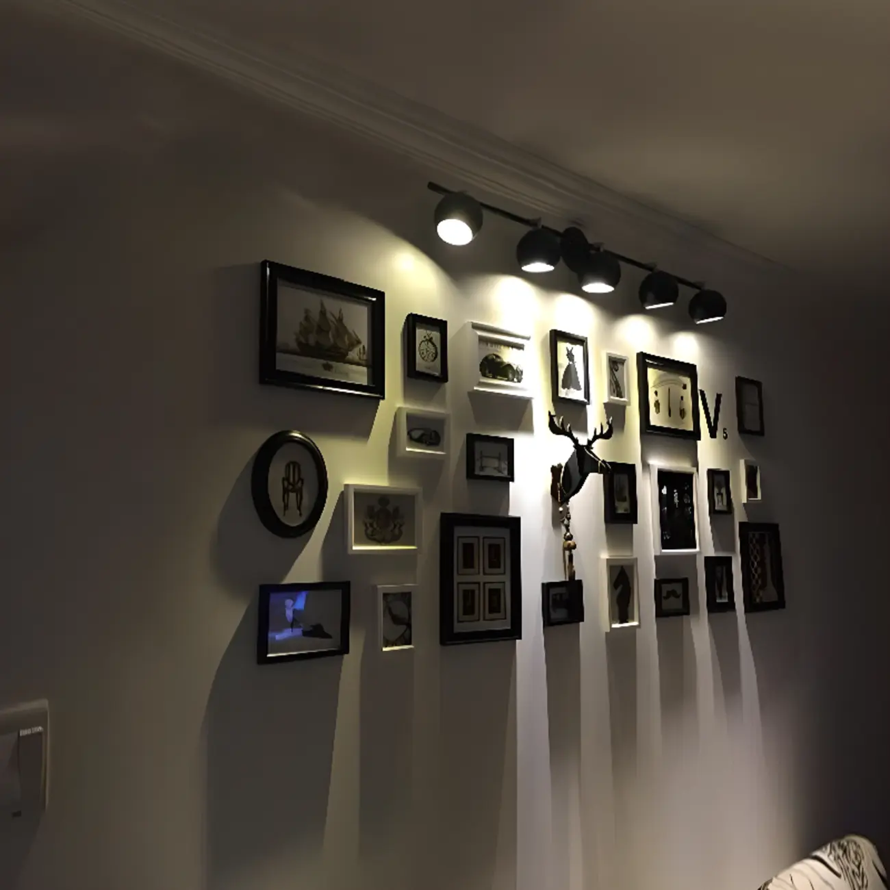 Modern Multi-Light Iron Adjustable Globe Wall Sconce Image - 2 | homeyfad