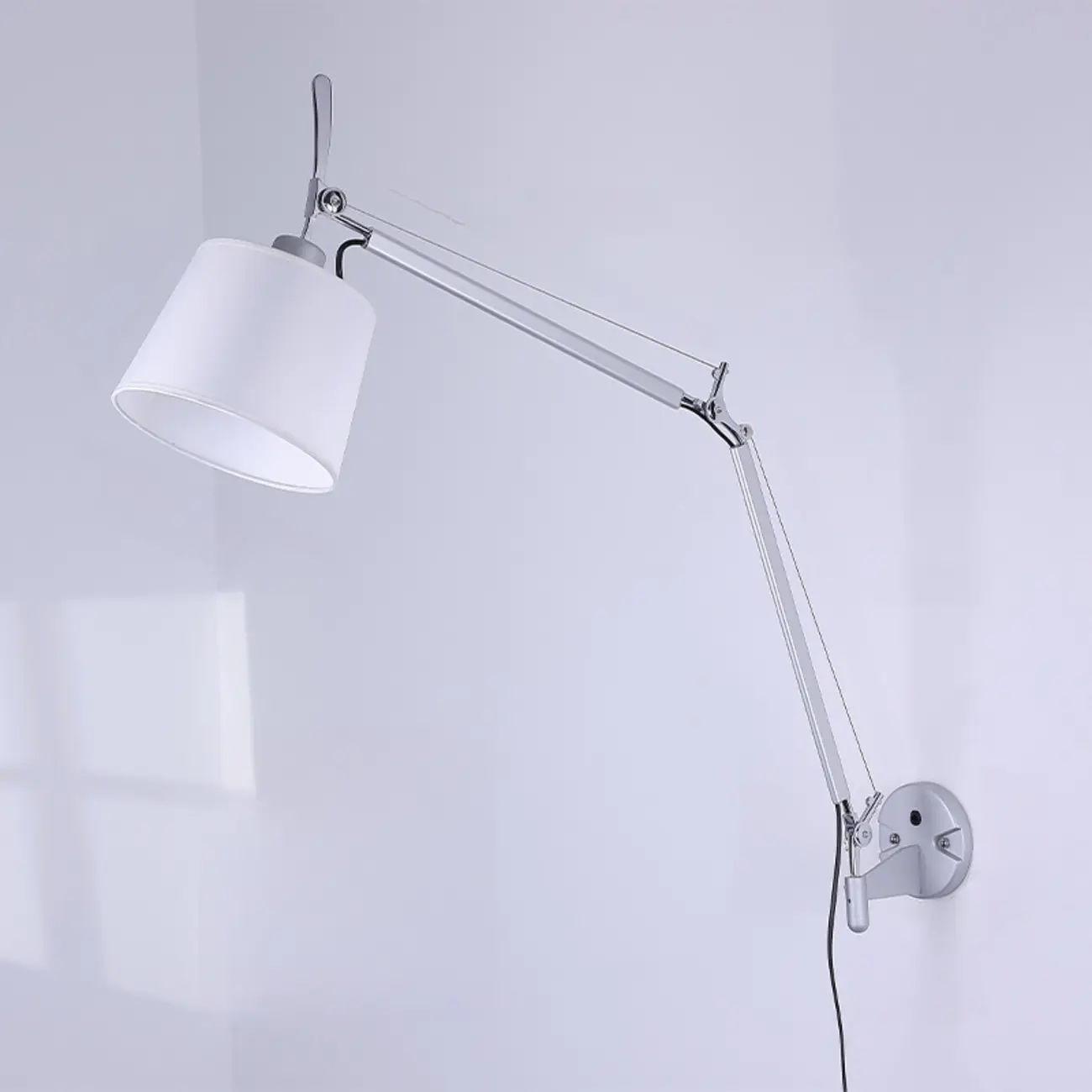 Plug-In Adjustable Swing Arm Wall Light for Interior Spaces Image - 9 | homeyfad