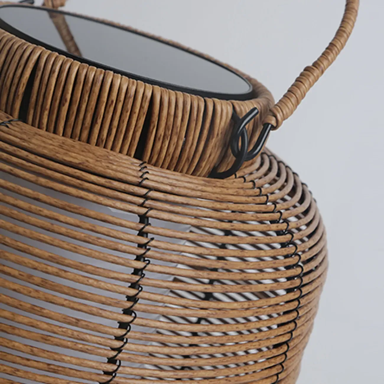 Rustic Rattan Natural Oval Solar Post Cap Light Image - 6