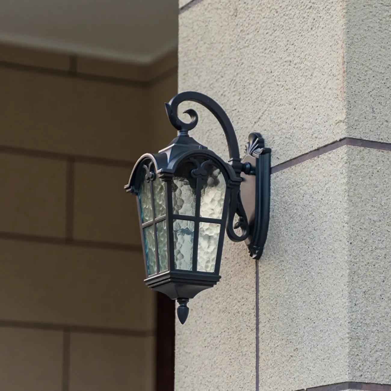 Vintage Black Outdoor Lantern Wall Sconce Image - 4