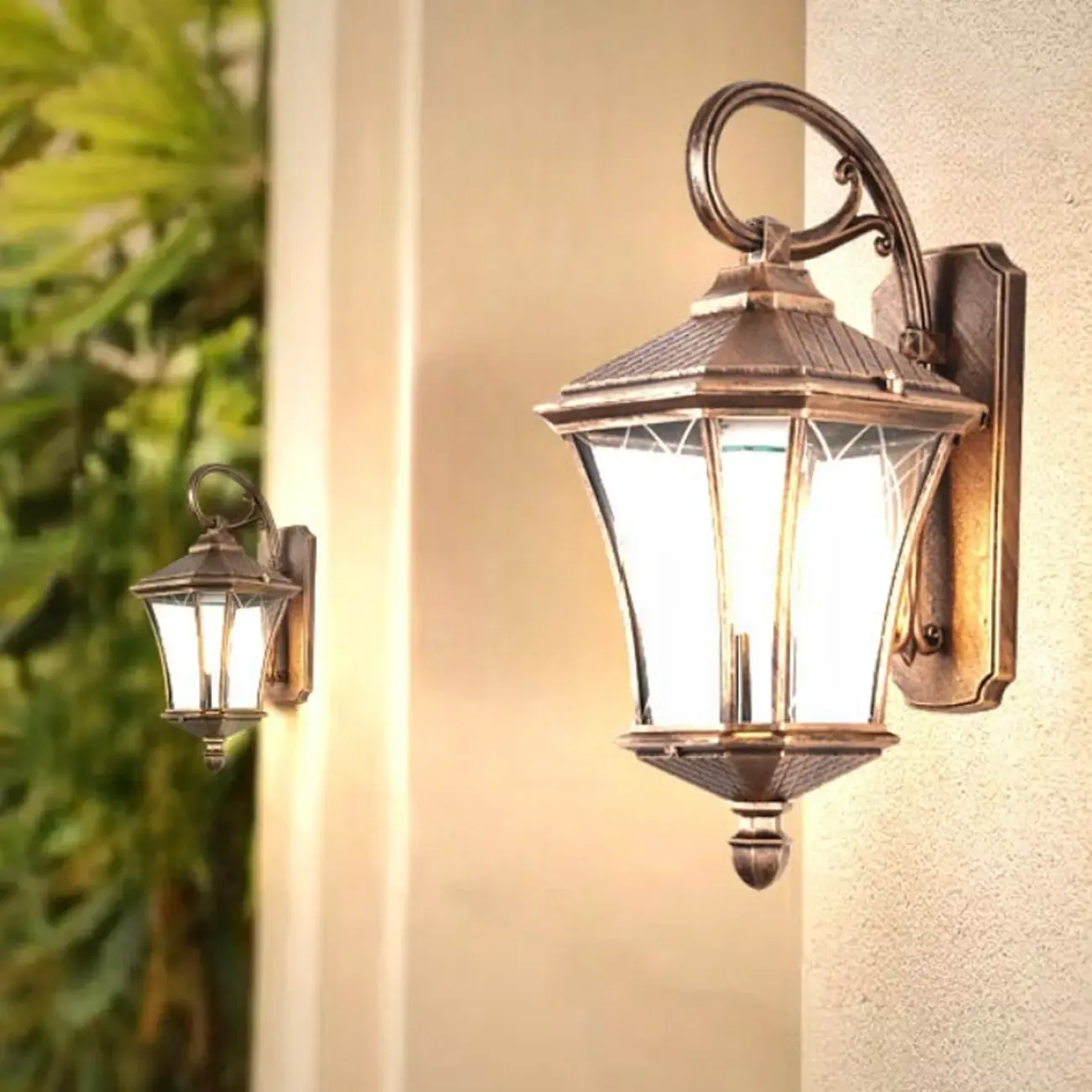 Outdoor Vintage Metal Glass Lantern Wall Sconce Image - 3