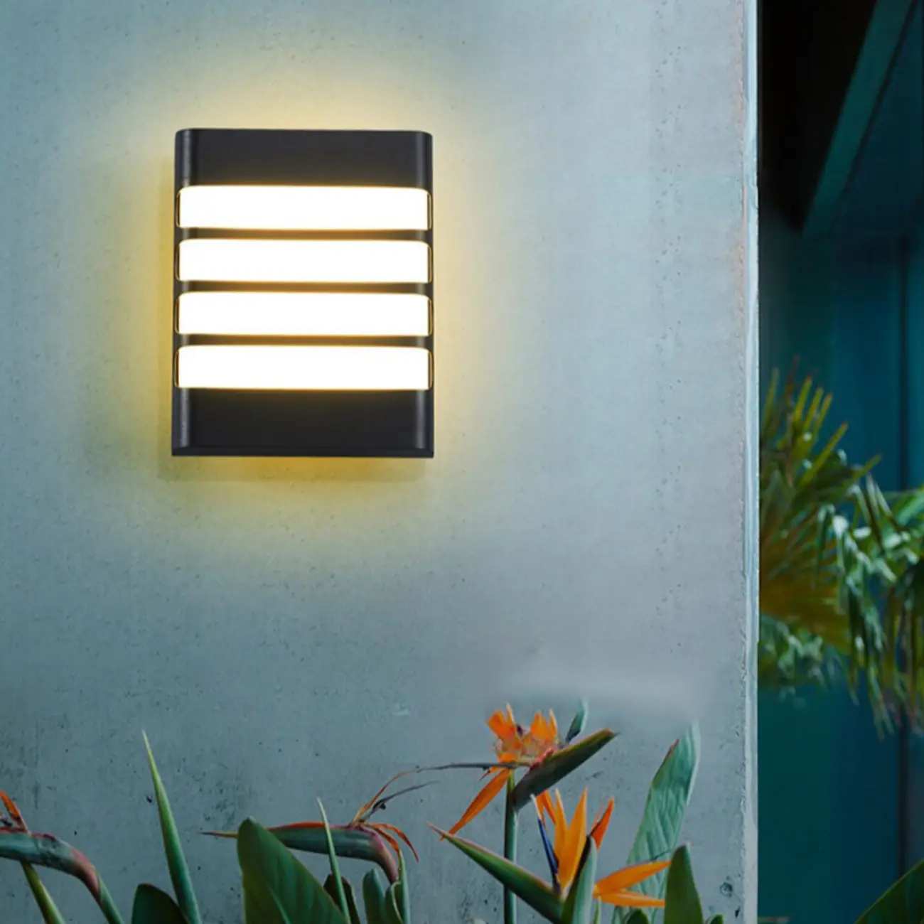 Modern Black Metal Outdoor Wall Sconce Image - 3 | homeyfad