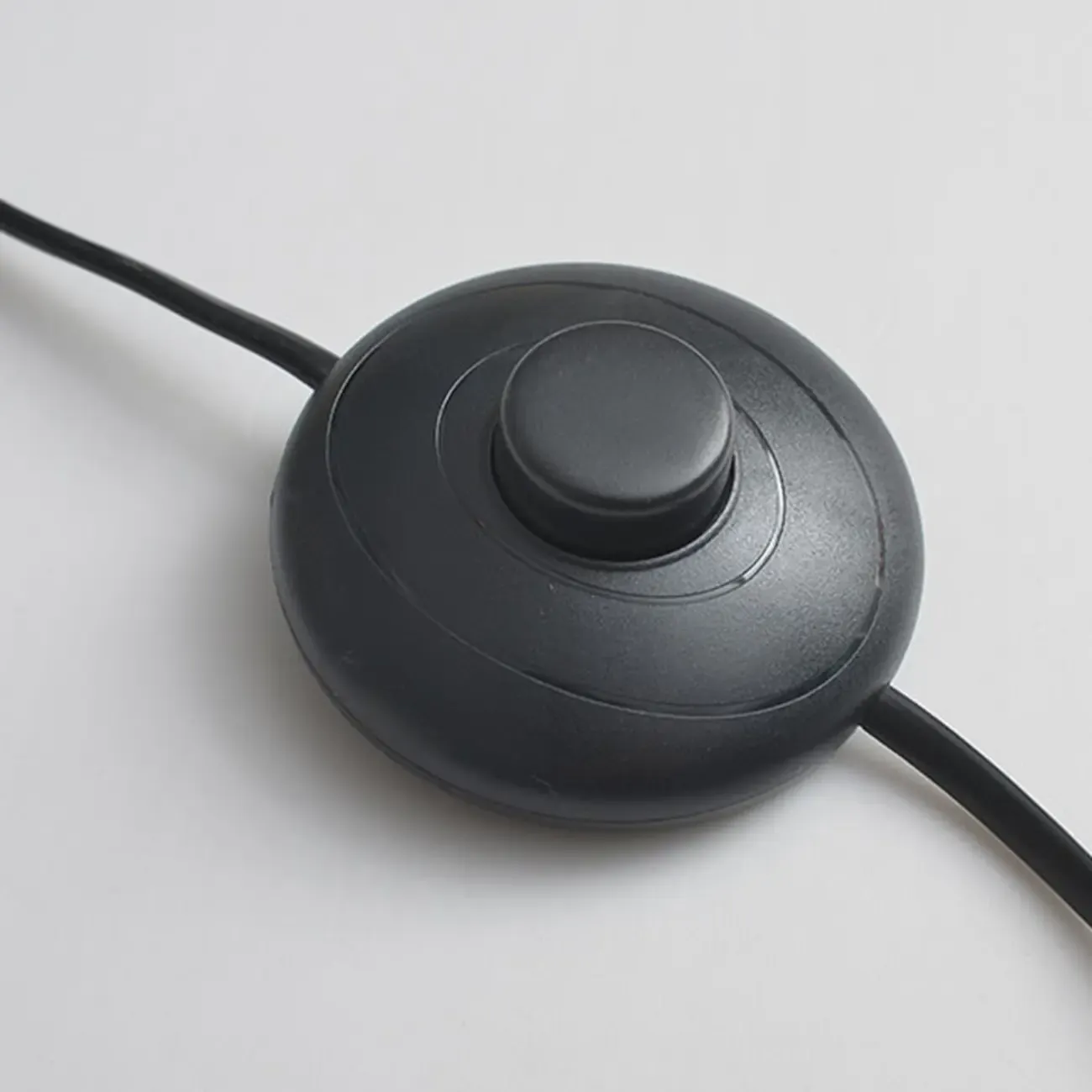 Modern Metal Black Floor Lamp with Drum Shade Image - 7