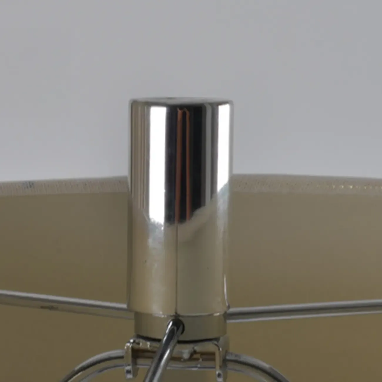 Blue Traditional Ceramic Table Lamp with Fabric Shade Image - 11