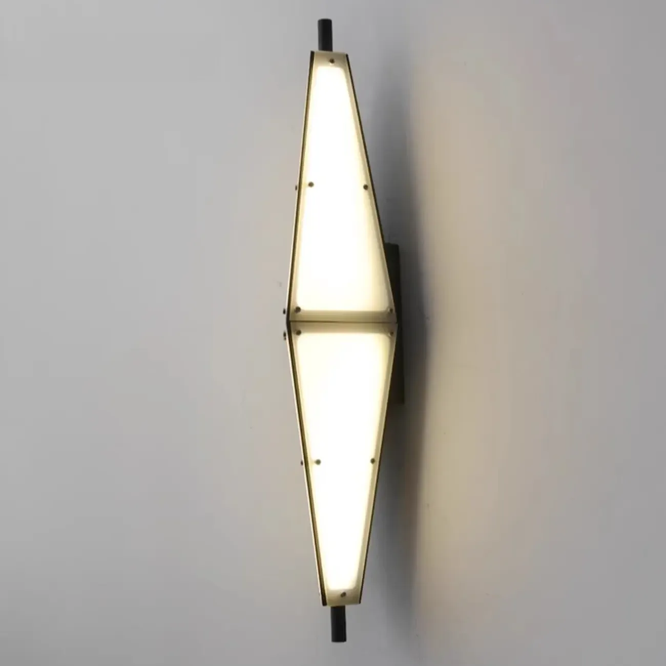 Modern Geometric White Acrylic LED Wall Sconce Image - 6