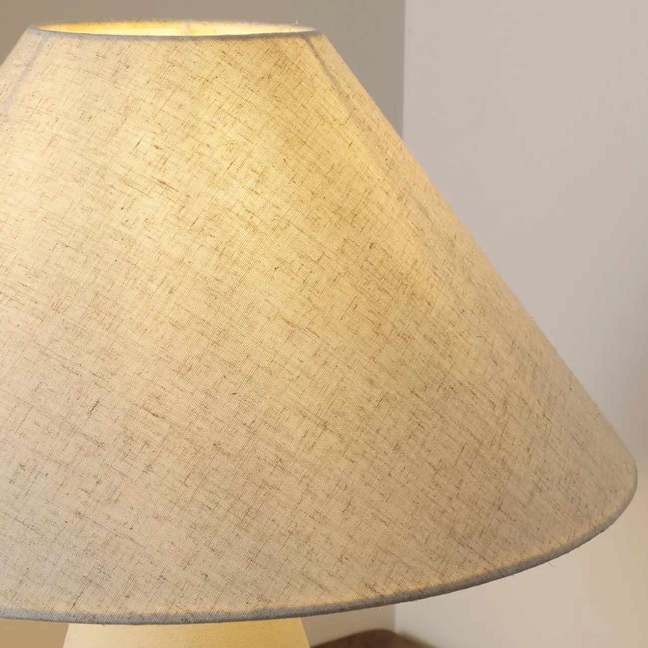 Elegant Ceramic Table Lamp with Fabric Shade Image - 5 | homeyfad