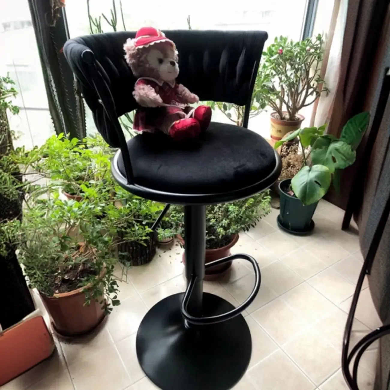 Luxurious Metal Adjustable Swivel Bar Stools with Cushioned Image - 22