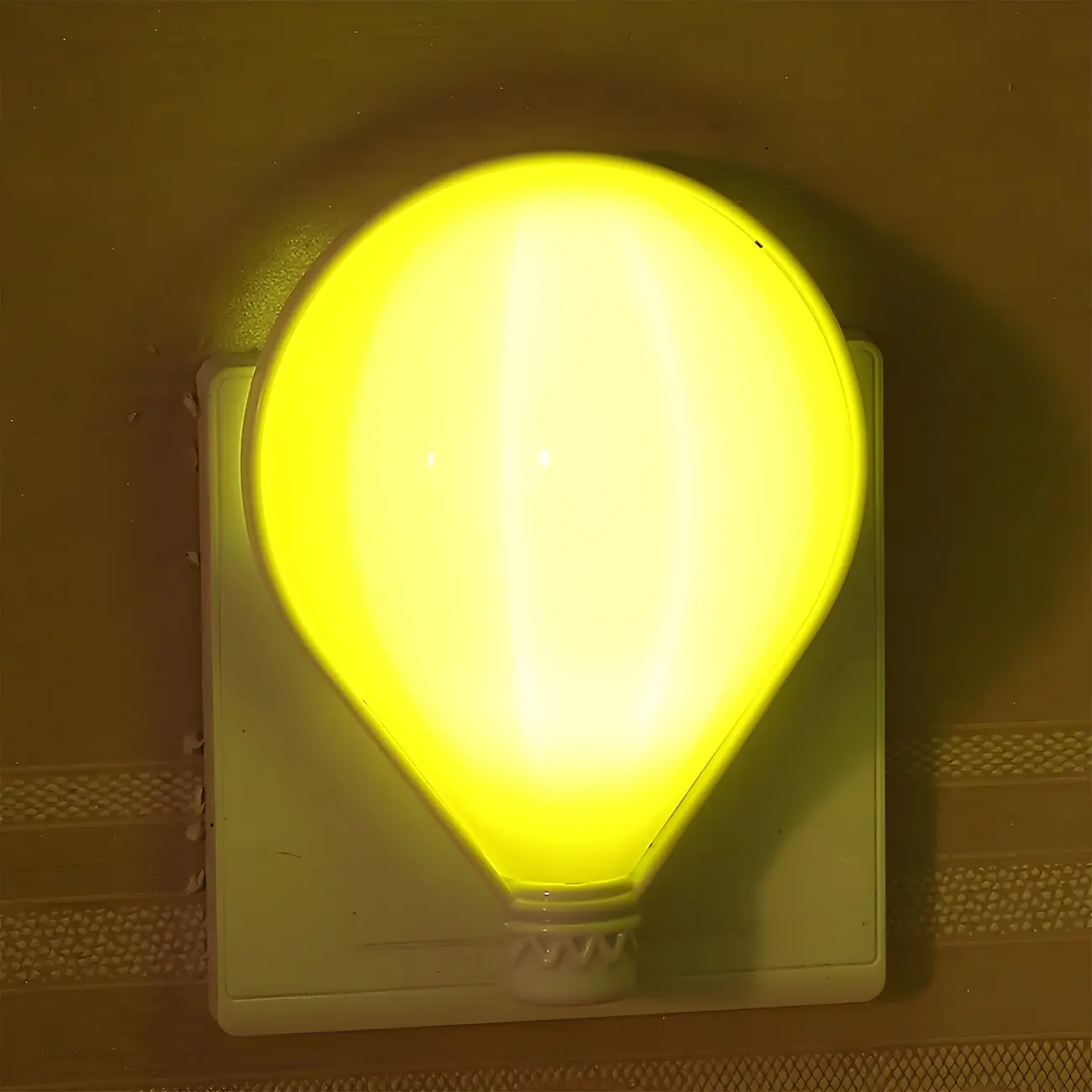 Yellow LED Plug-in Plastic Mini Night Light Image - 1 | homeyfad