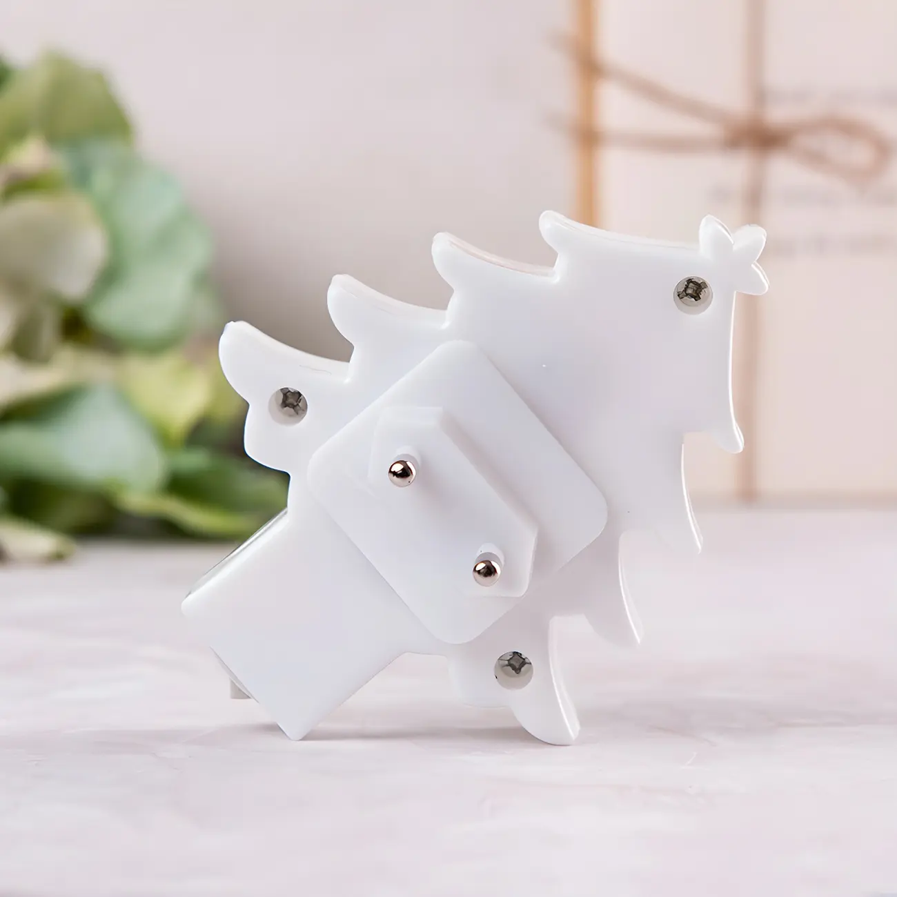 Christmas Tree Plug-In Plastic LED Night Light Image - 2 | homeyfad