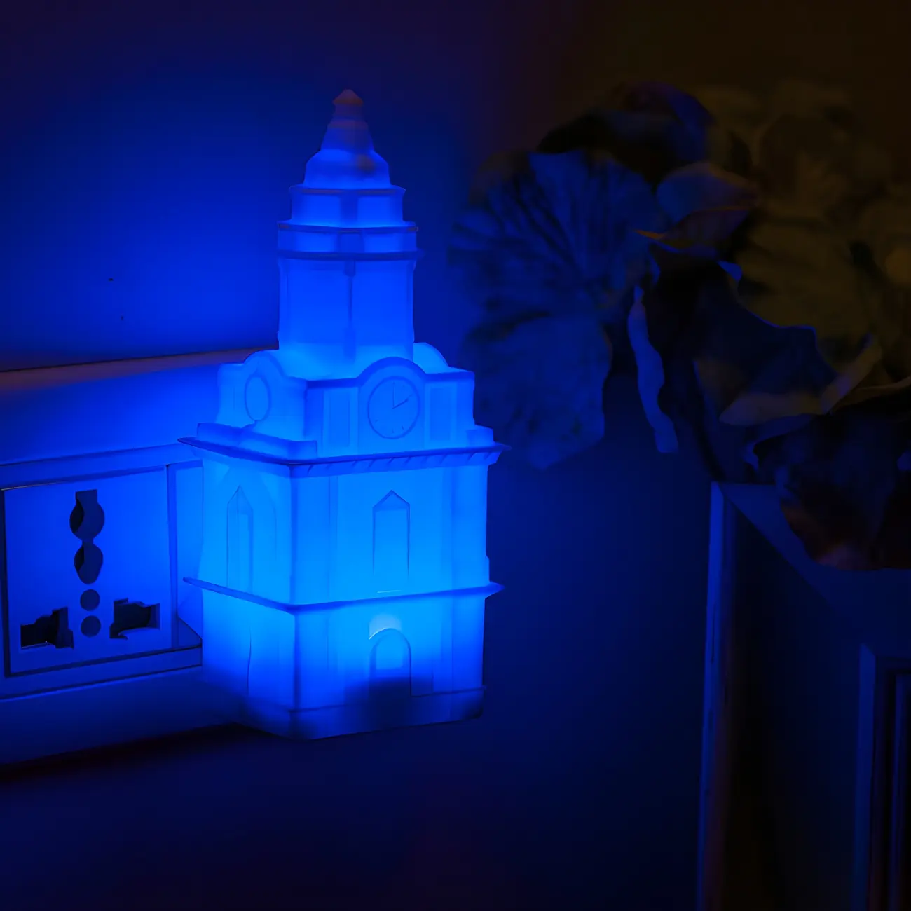 Architectural Tower Plug-In LED Night Light Image - 2 | homeyfad