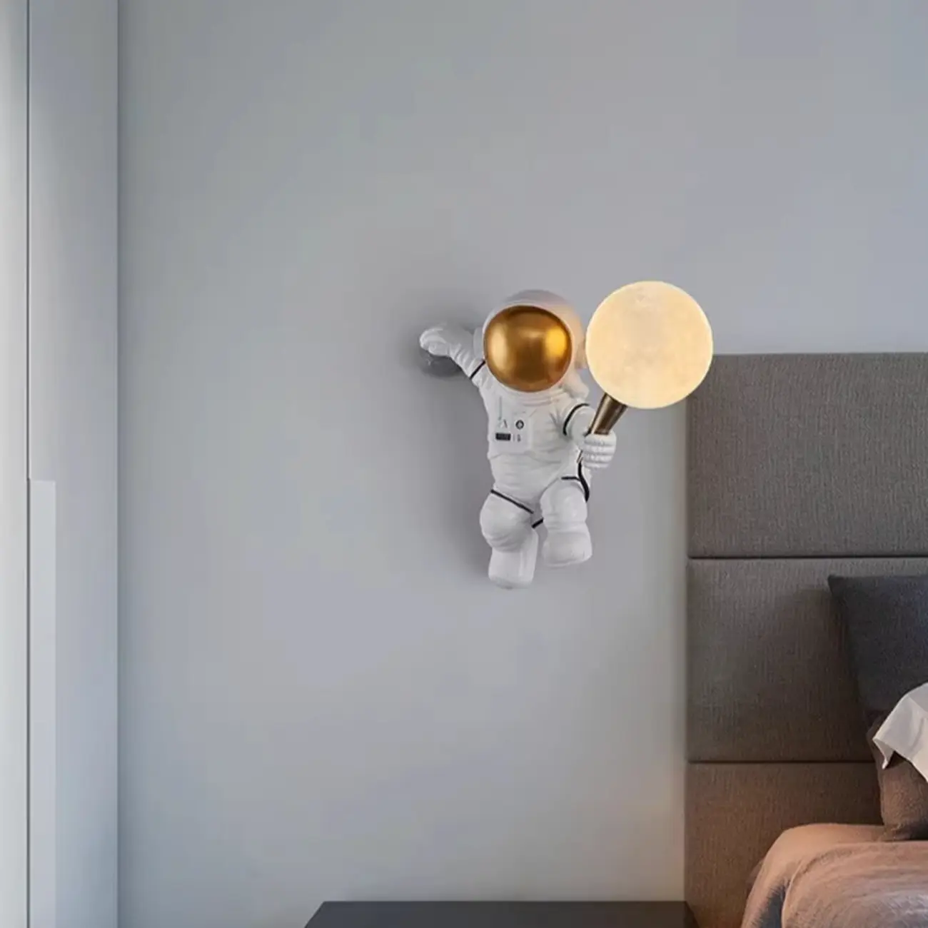 Modern Astronaut Resin Wall Light for Kid's Room Image - 5 | homeyfad