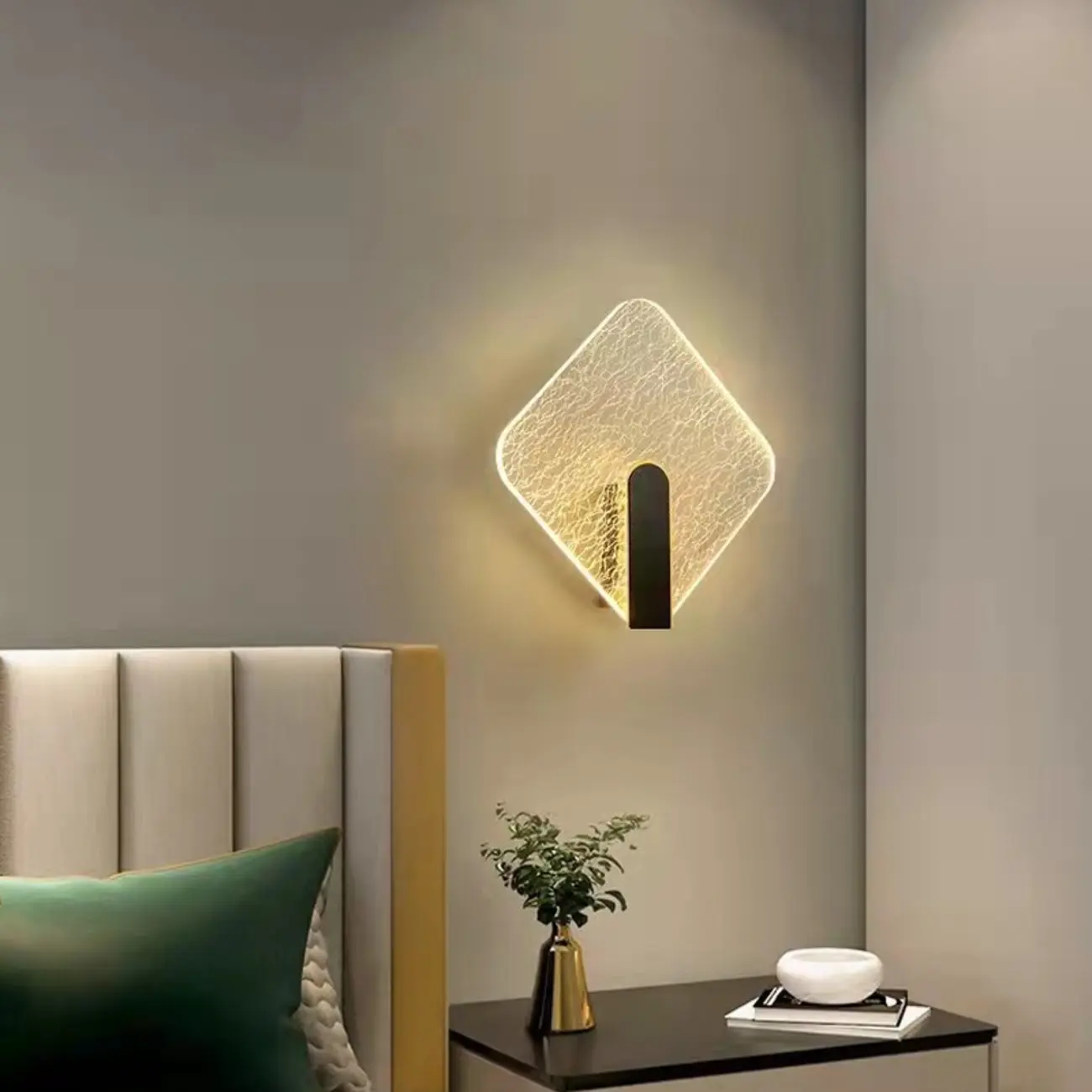 Modern Glass Gold Black Decorative Wall Sconce Image - 2 | homeyfad