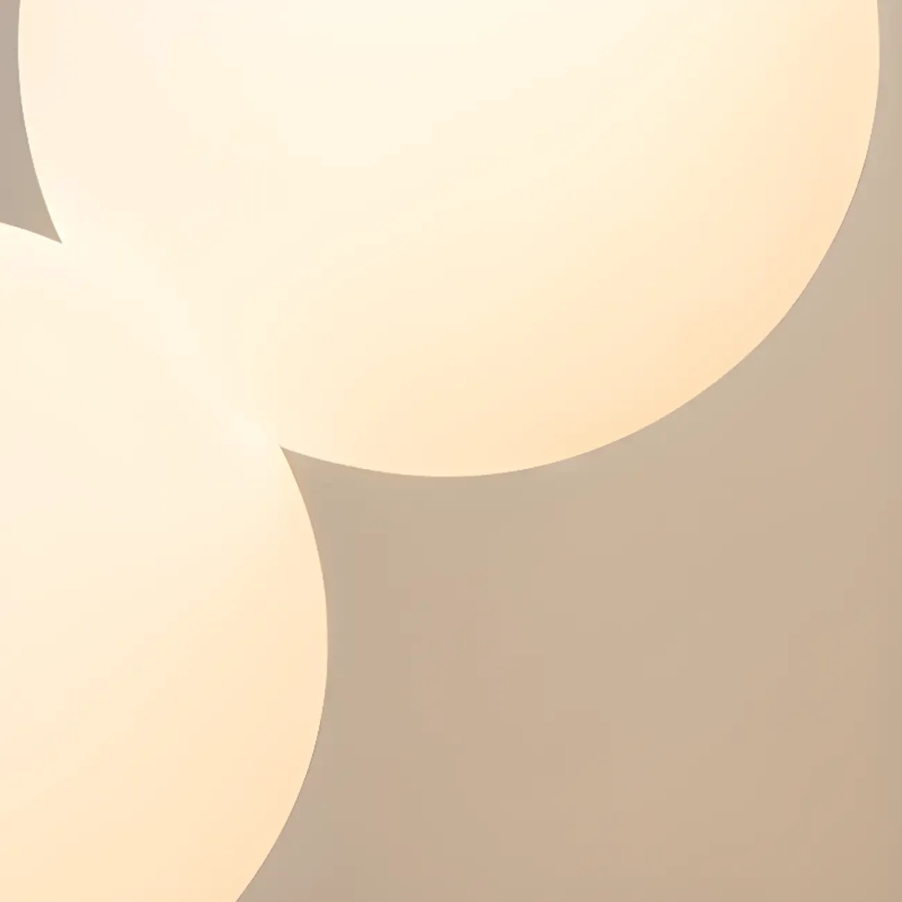 Modern Metal Acrylic Ball 4-Light Wall Sconce Image - 7