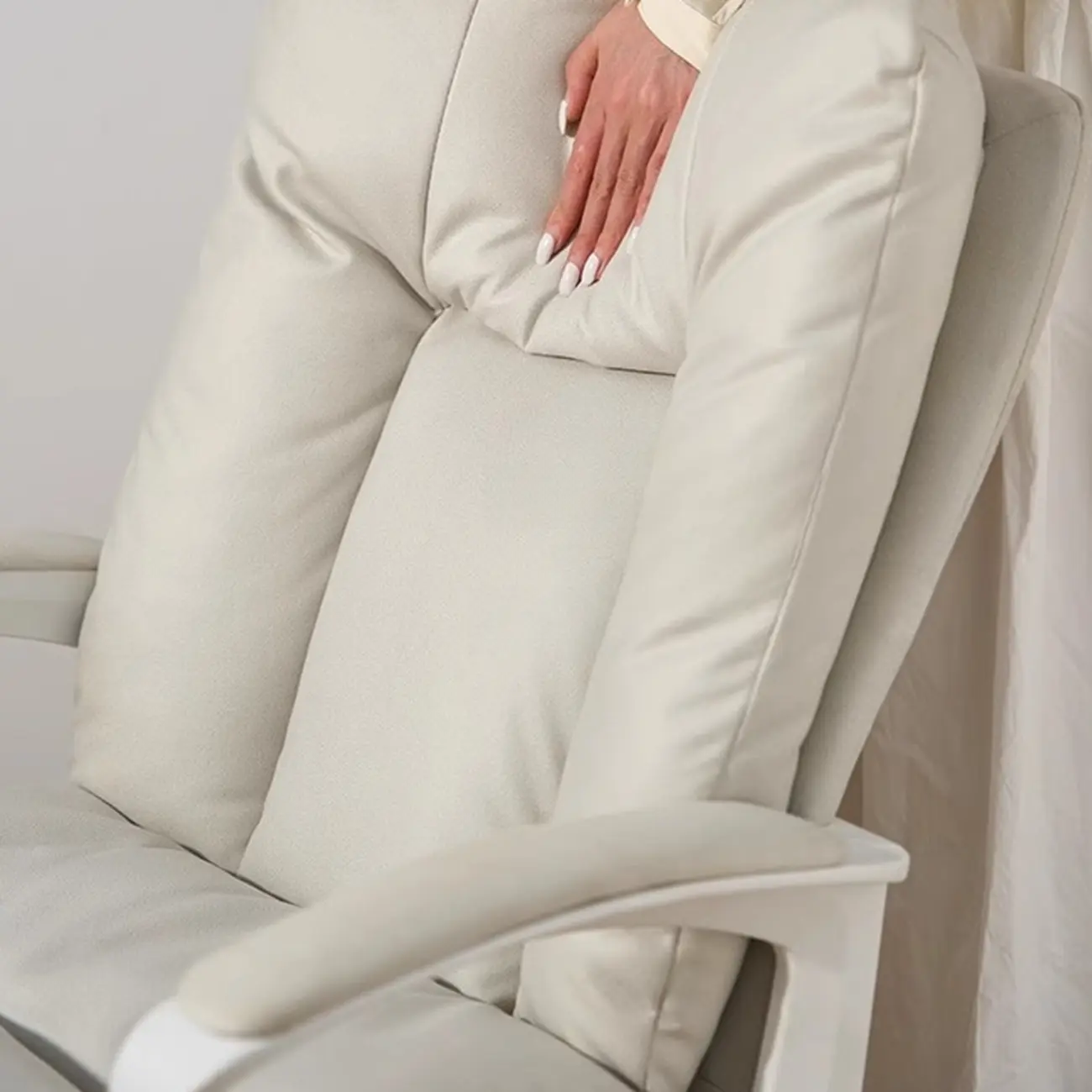 Trendy Cream Leather Padded Swivel Office Chair Image - 7 | homeyfad