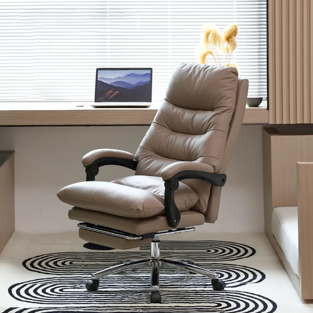 Upholstered Leather Recliner Adjustable Office Chair Image - 1 | homeyfad