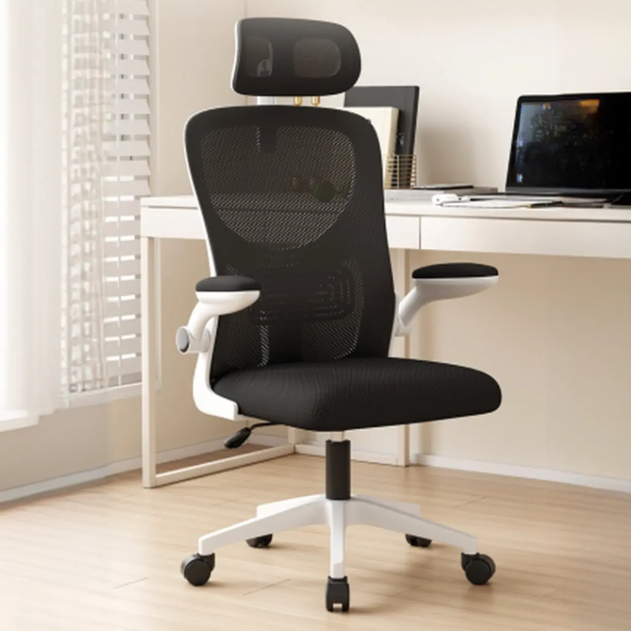 Ergonomic Black White Mesh Adjustable Office Chair Image - 1 | homeyfad