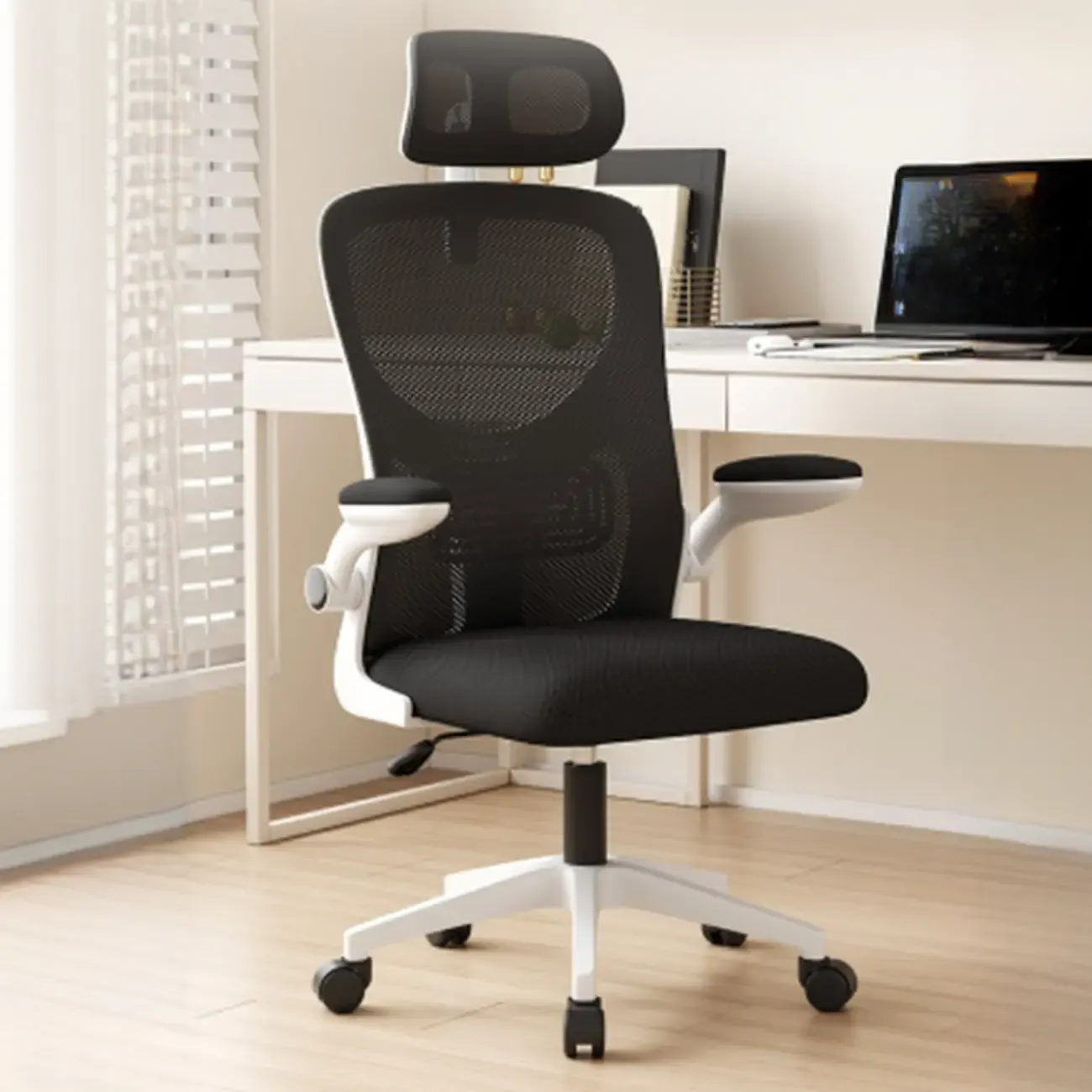 Ergonomic Black White Mesh Adjustable Office Chair Image - 1