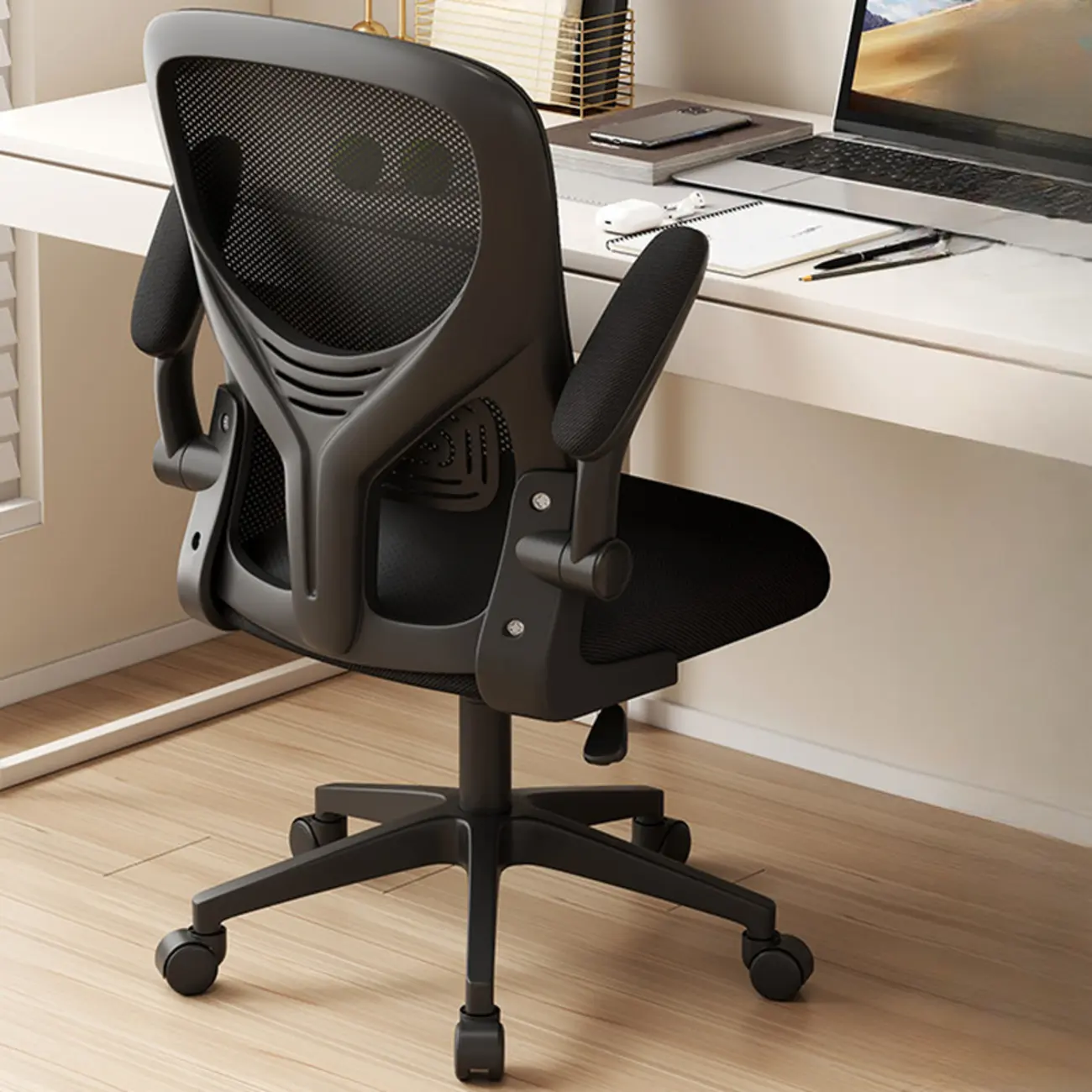 Ergonomic Black White Mesh Adjustable Office Chair Image - 2 | homeyfad