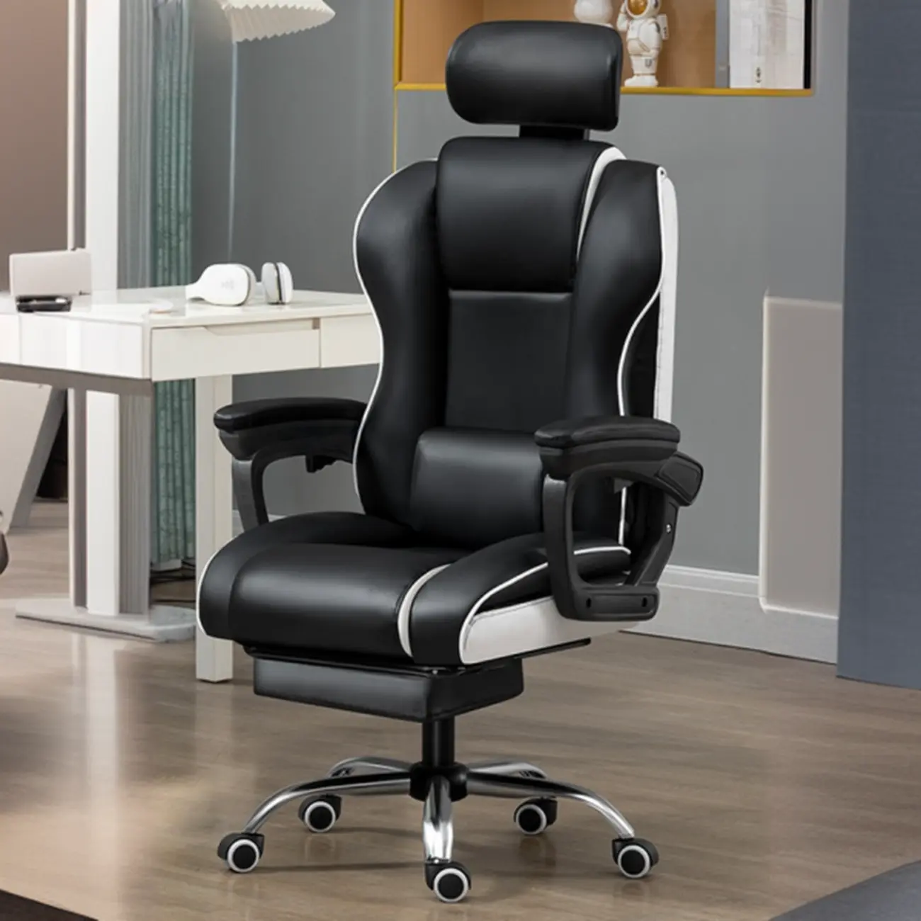 Modern Leather Ergonomic Swivel Office Chair Image - 1 | homeyfad