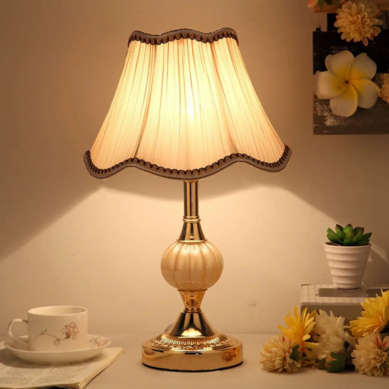 Elegant Classic Metal Table Lamp with Fabric Shade Image - 3 | homeyfad