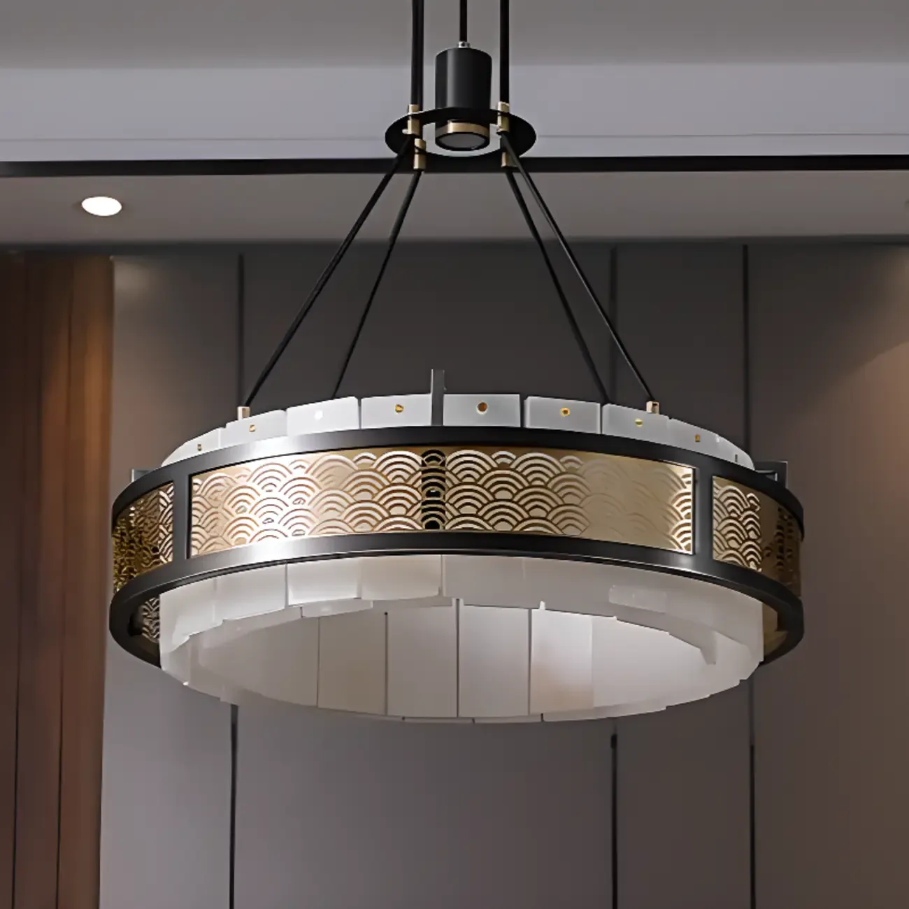 Black Round Metal Crystal Modern Chandelier Light Image - 5