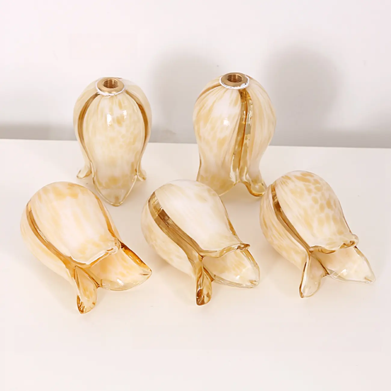 Vintage Brass Arc Flower Shape Vanity Light for Bathroom Use | homeyfad