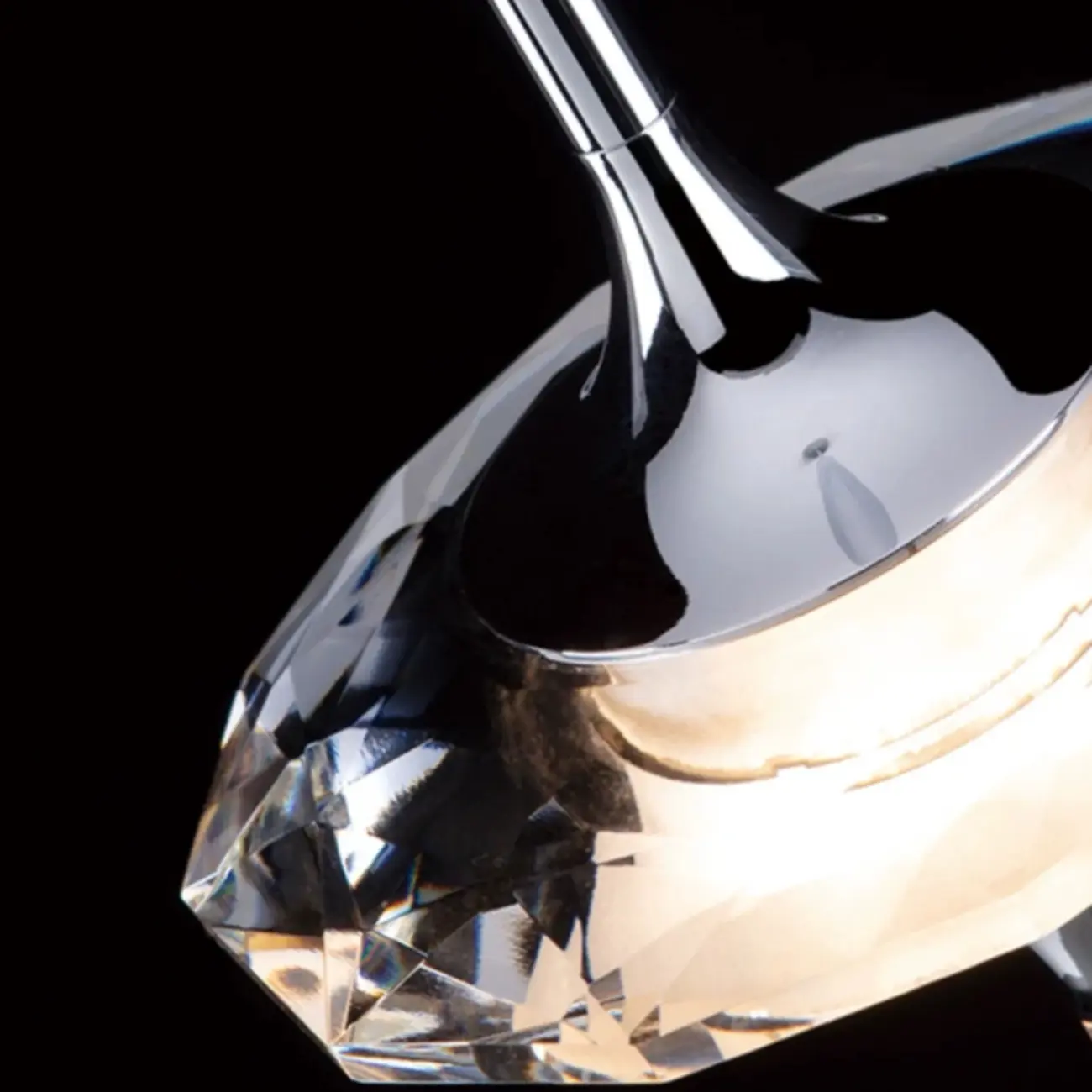 Modern Stainless Steel Geometric Crystal Pendant Light Image - 6 | homeyfad