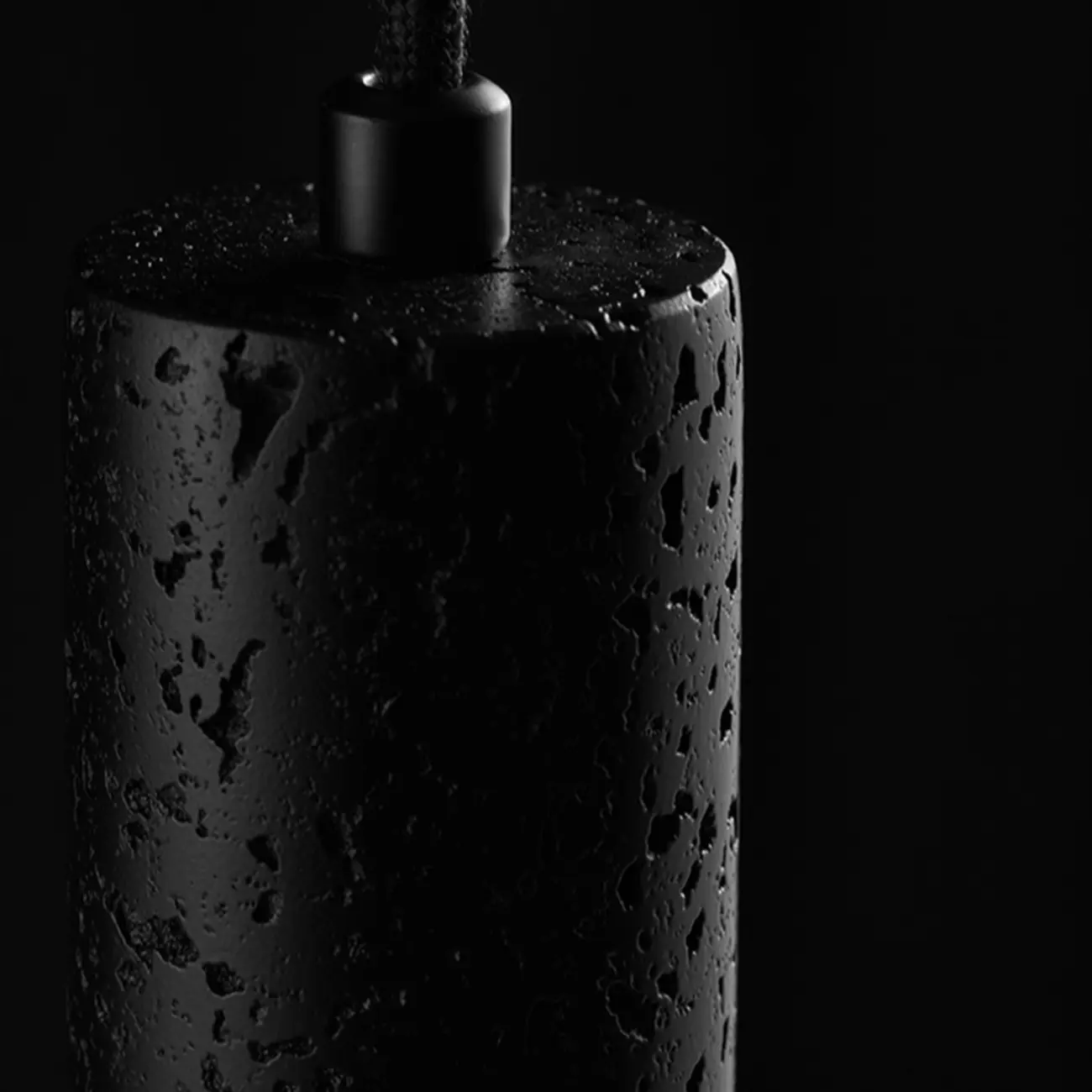 Stylish Mini Black Stone Pendant Light for Kitchen Island Image - 6 | homeyfad