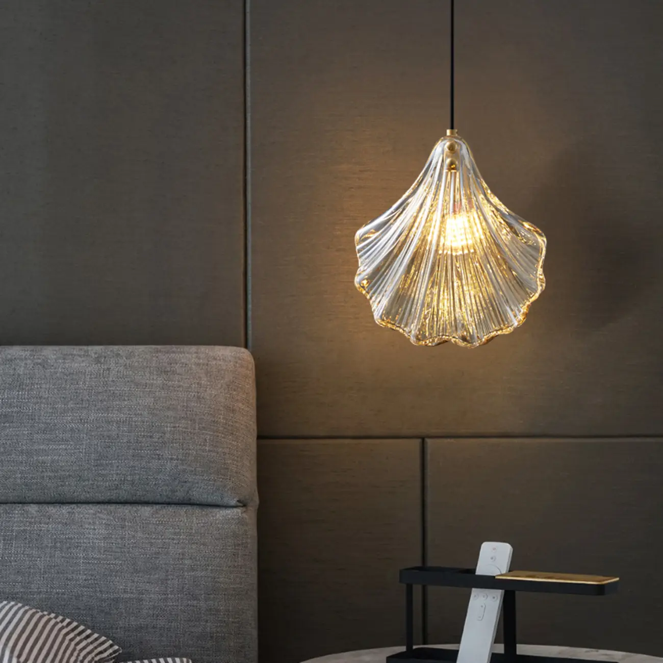 Modern Gold Clear Glass Shell Pendant Light | homeyfad