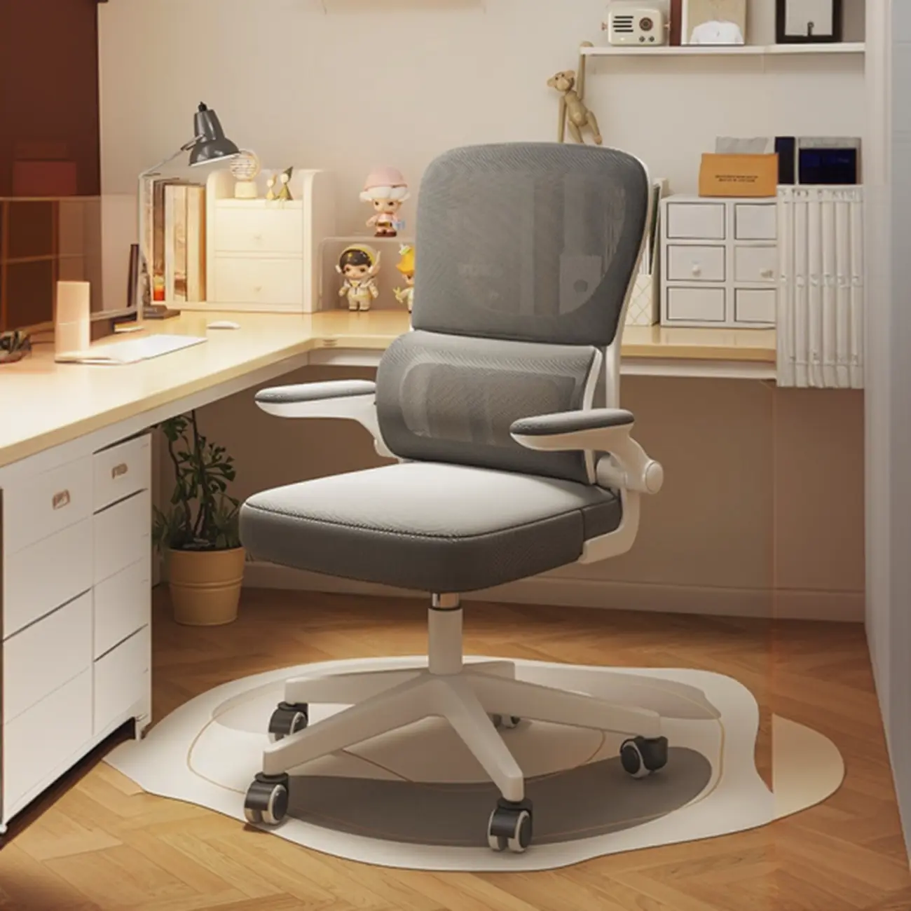 Modern Grey Mesh Ergonomic Adjustable Office Chair Image - 2 | homeyfad