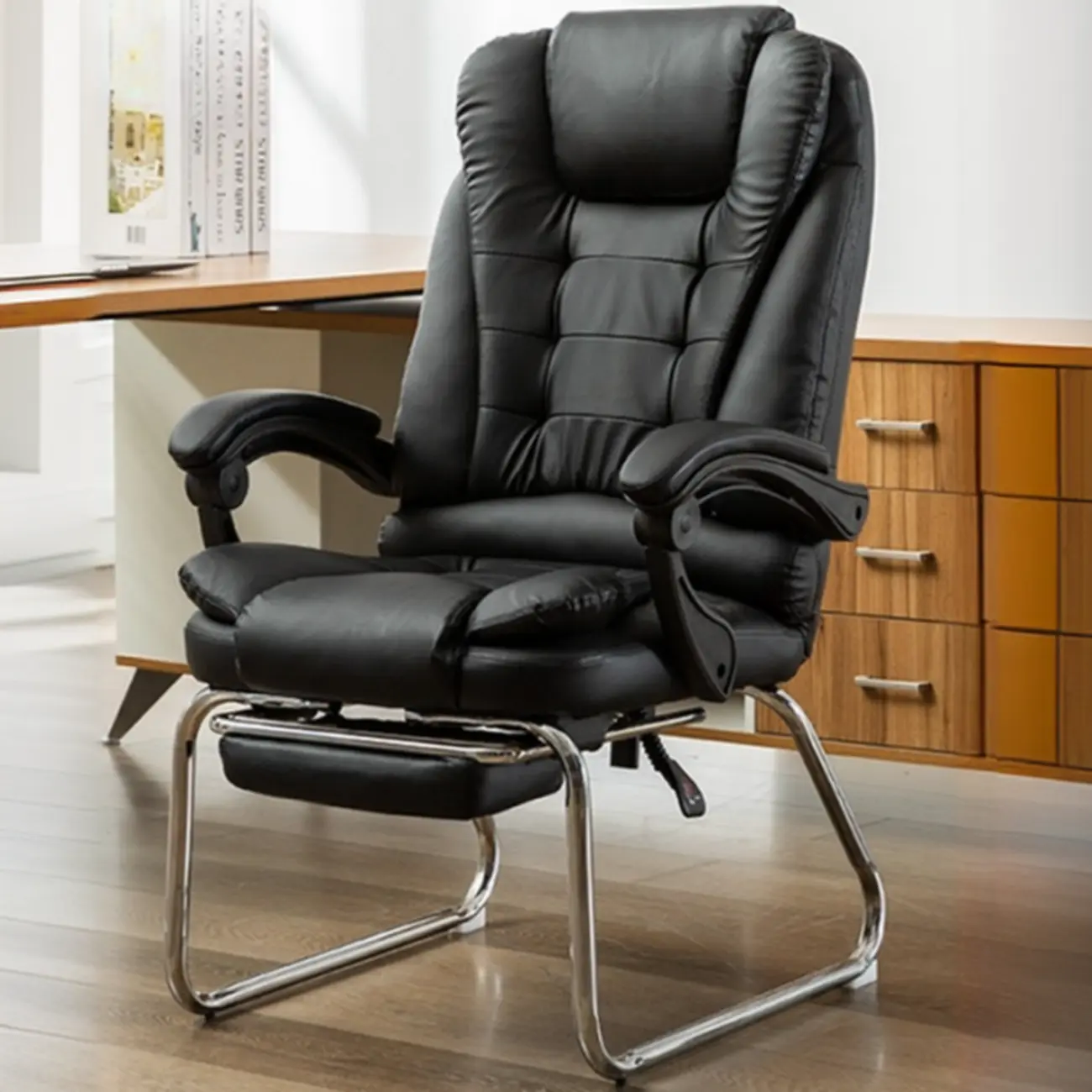 Black Leather Reclining Executive Office Chair Image - 5 | homeyfad