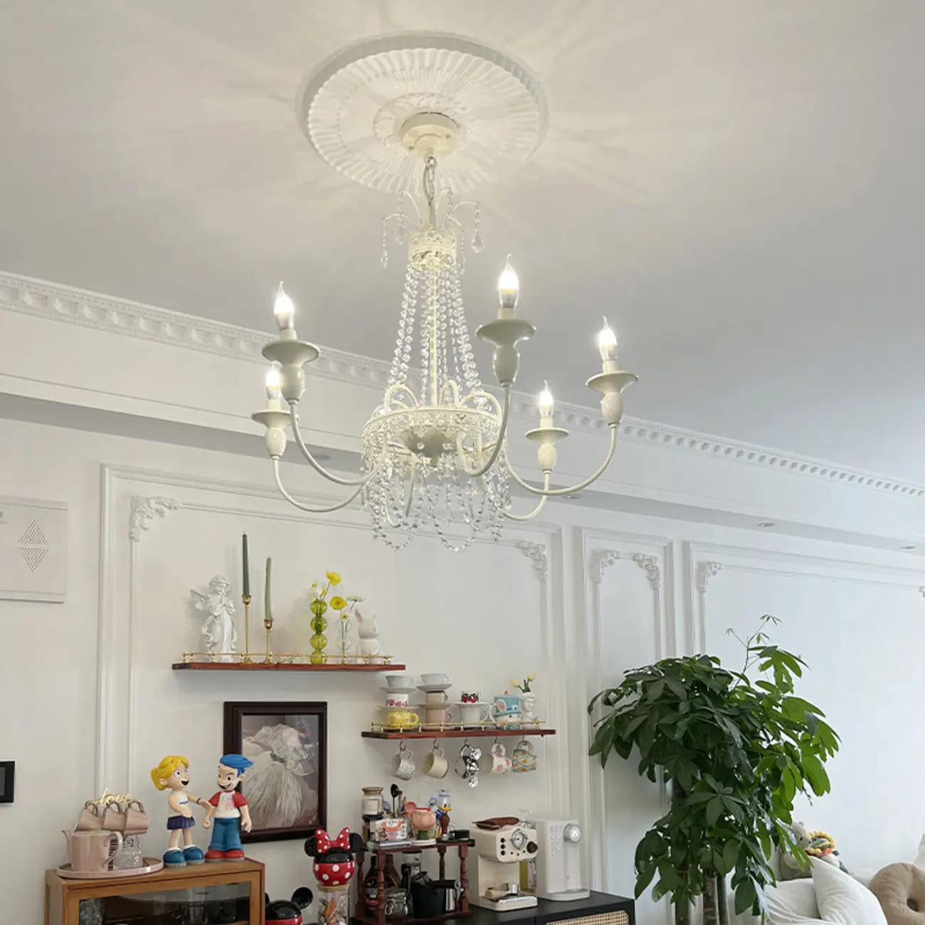 White Crystal Metal Crown Candelabra Chandelier 6-Light Image - 3 | homeyfad