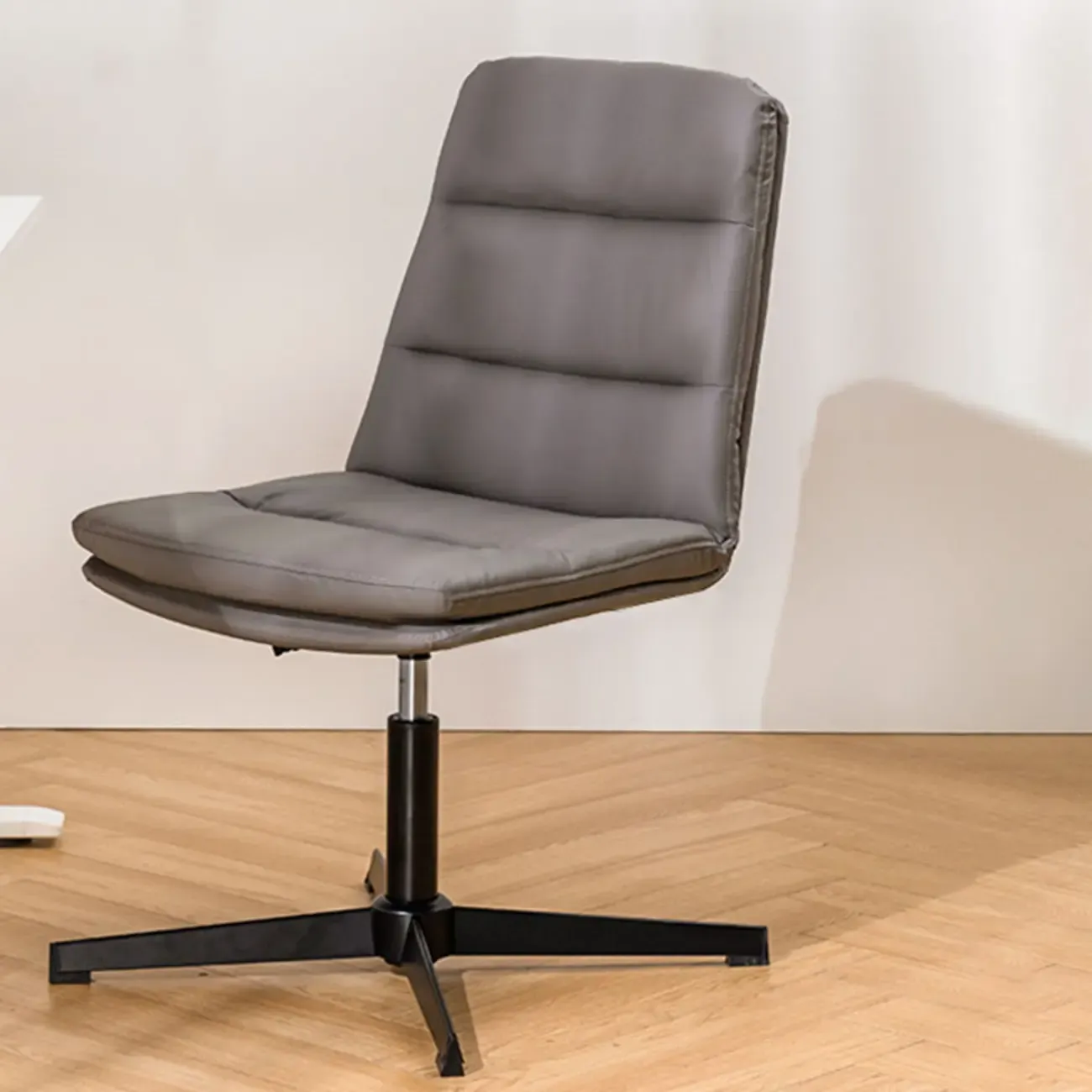 Elegant White Leather Ergonomic Swivel Office Chair Image - 8
