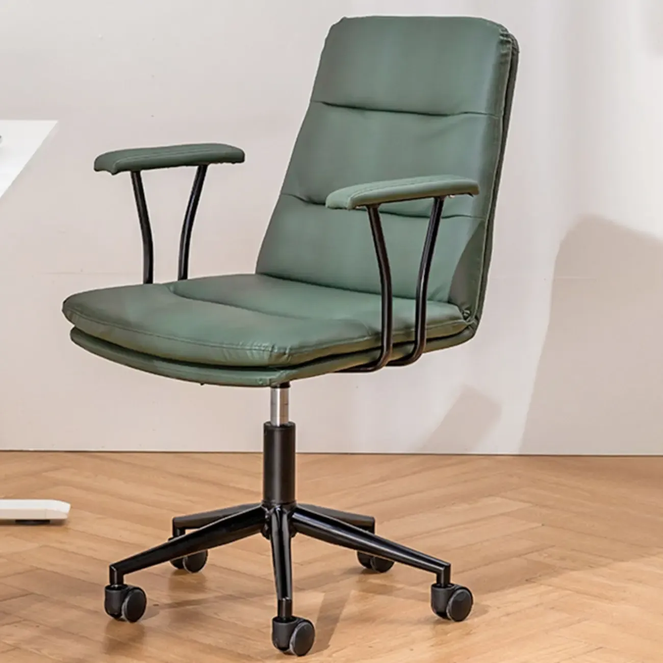 Elegant White Leather Ergonomic Swivel Office Chair Image - 26