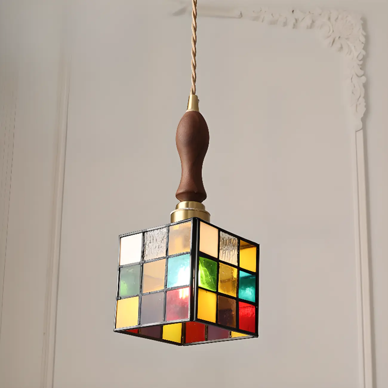 Tiffany Glass Rattan Pendant Light for Kitchen Image - 4 | homeyfad