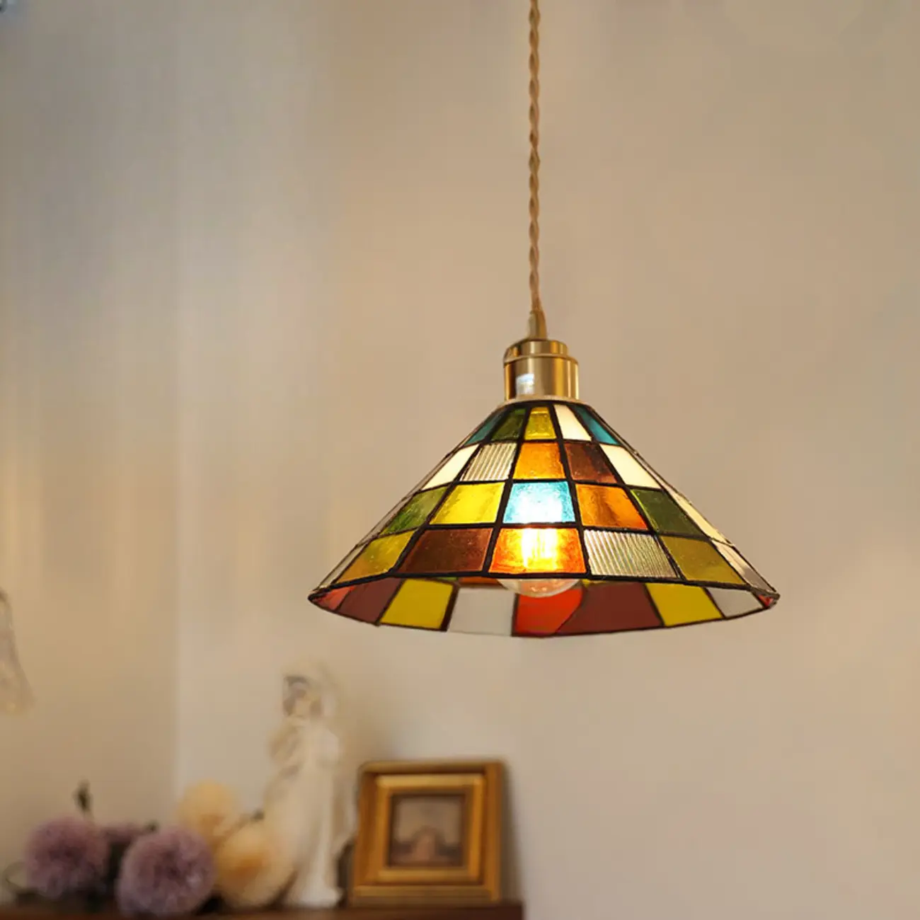 Tiffany Glass Rattan Pendant Light for Kitchen Image - 1 | homeyfad