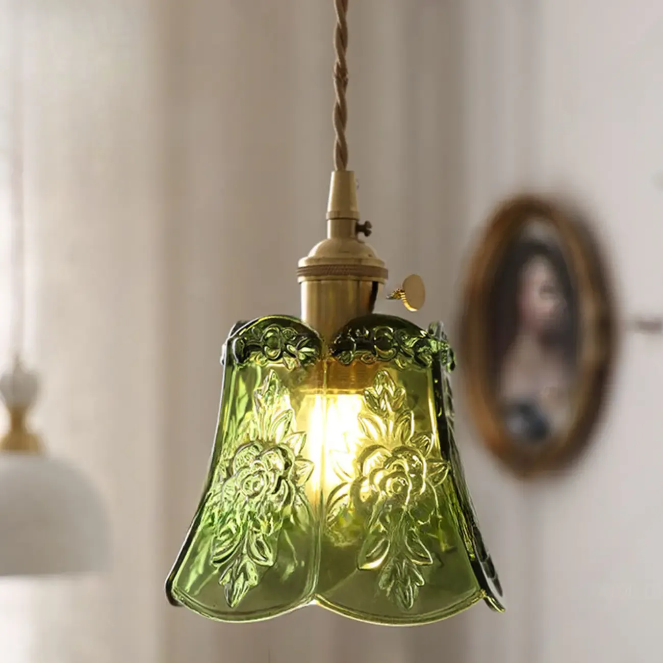 Modern Glass Pendant Light Green Flower Design Image - 1