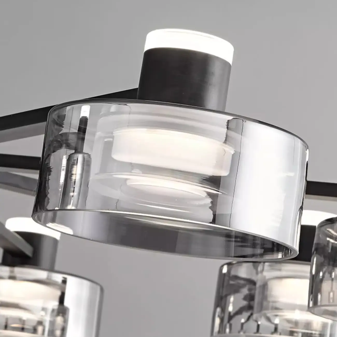 Modern Black Circle Round Glass LED Chandelier Image - 13 | homeyfad