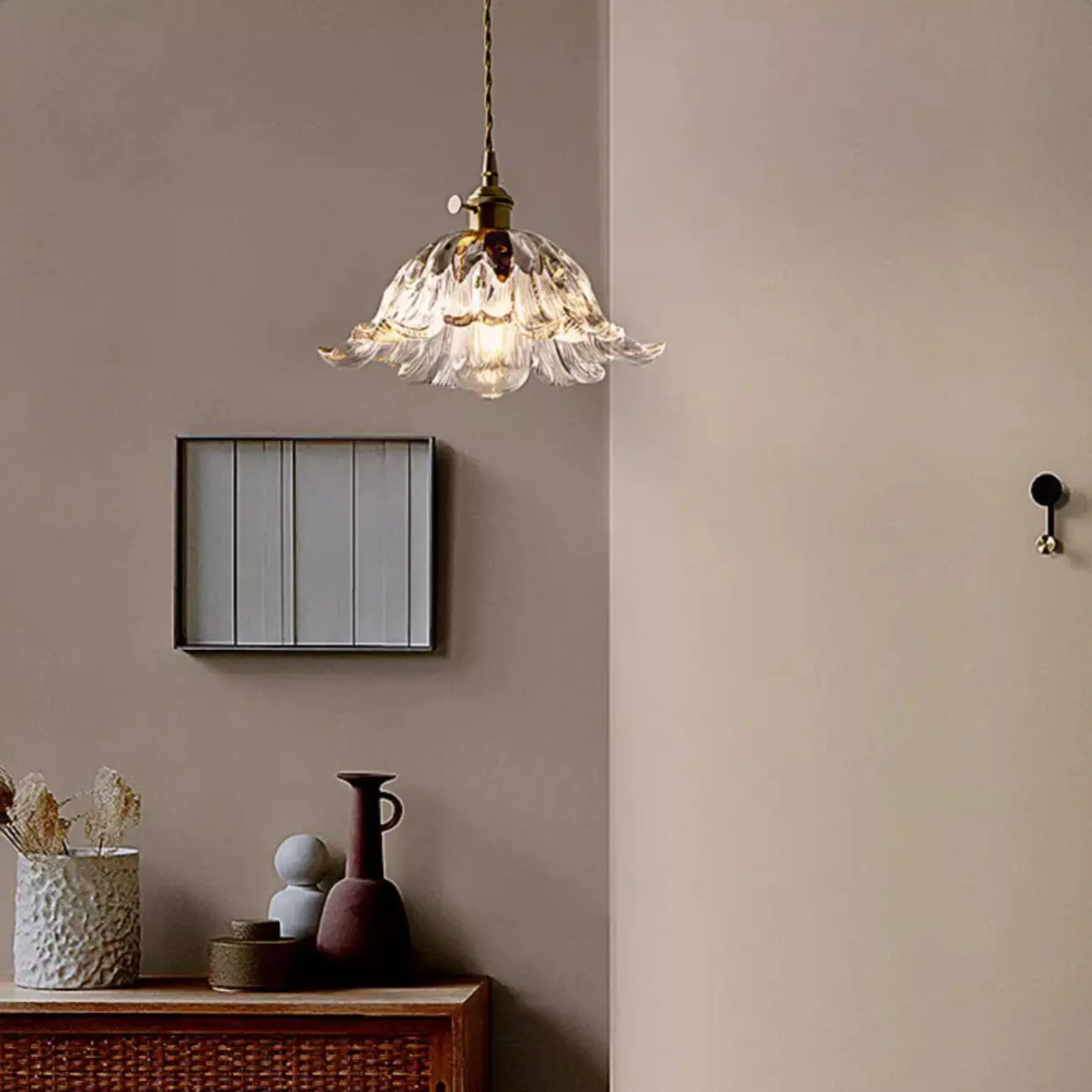 Adjustable Green Glass Pendant Light Fixture for Living Room Image - 8 | homeyfad