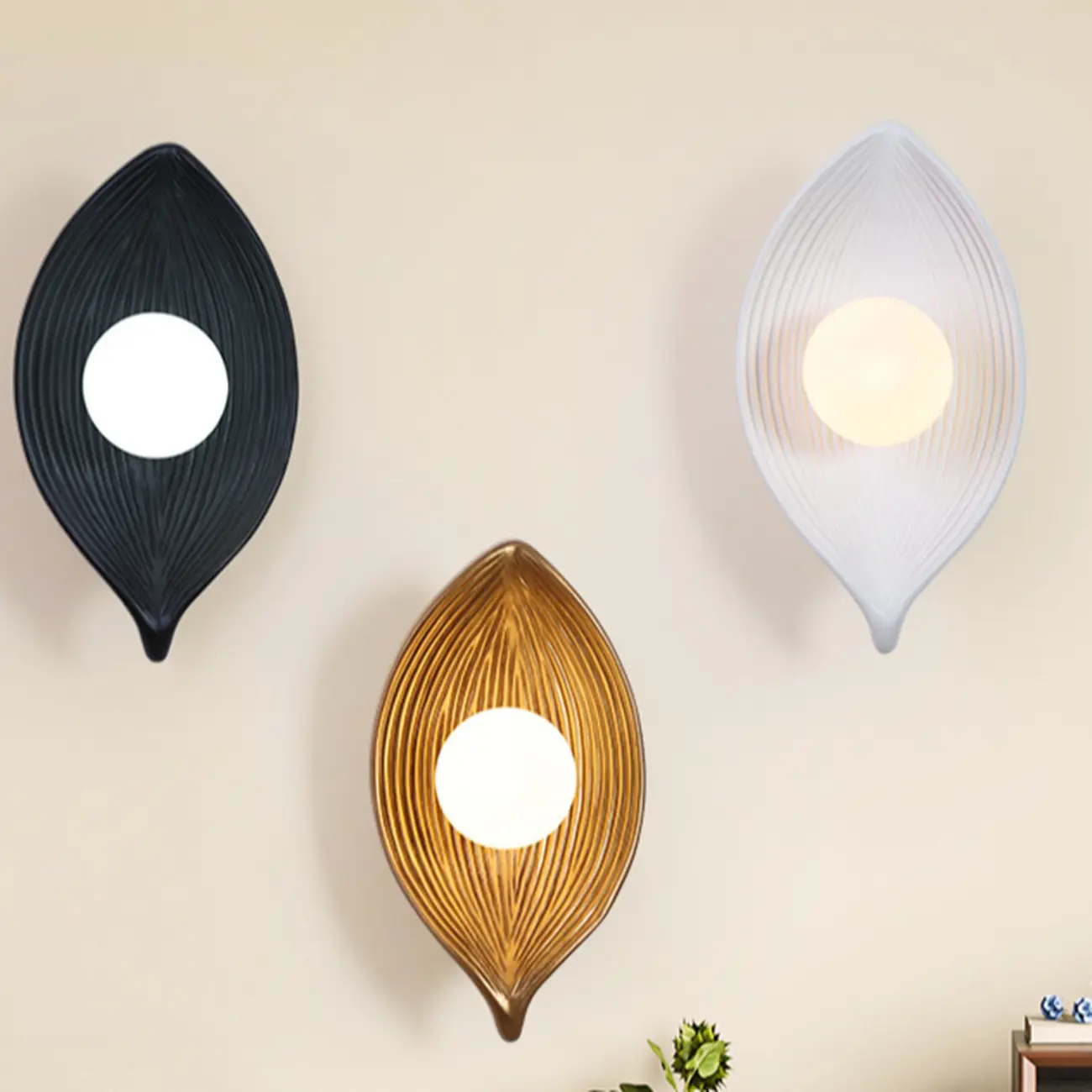 Chic Modern Mini Resin Leaf Wall Sconce for Bedroom Decor | homeyfad