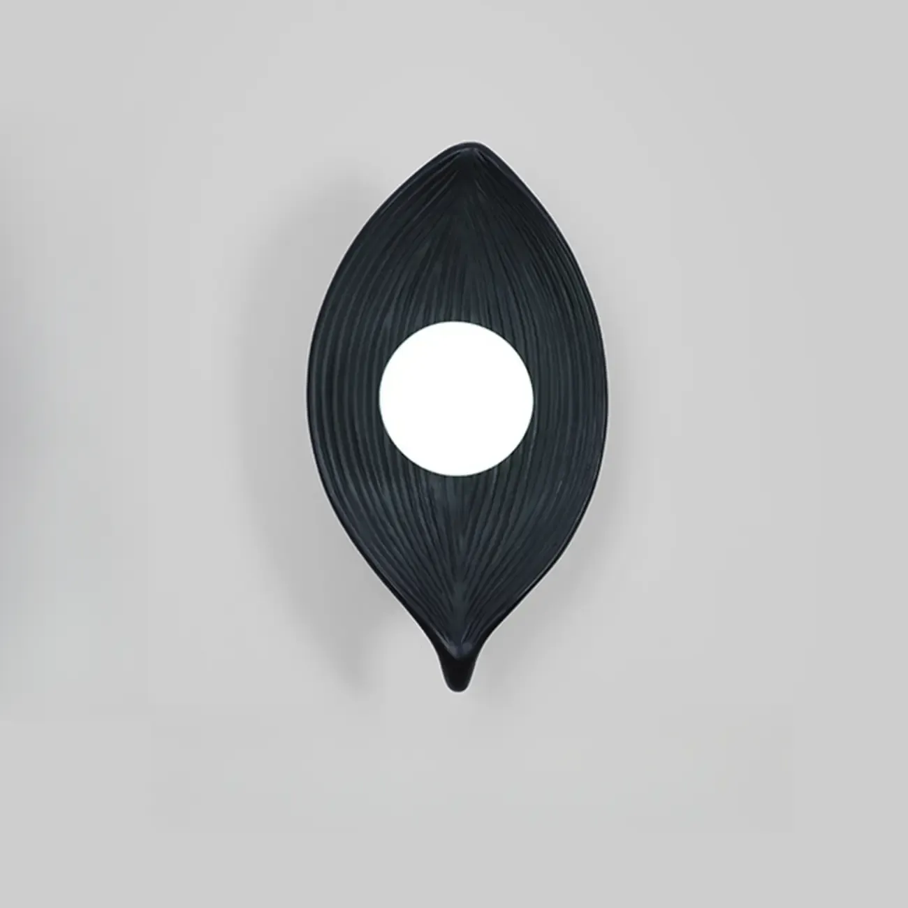 Chic Modern Mini Resin Leaf Wall Sconce for Bedroom Decor